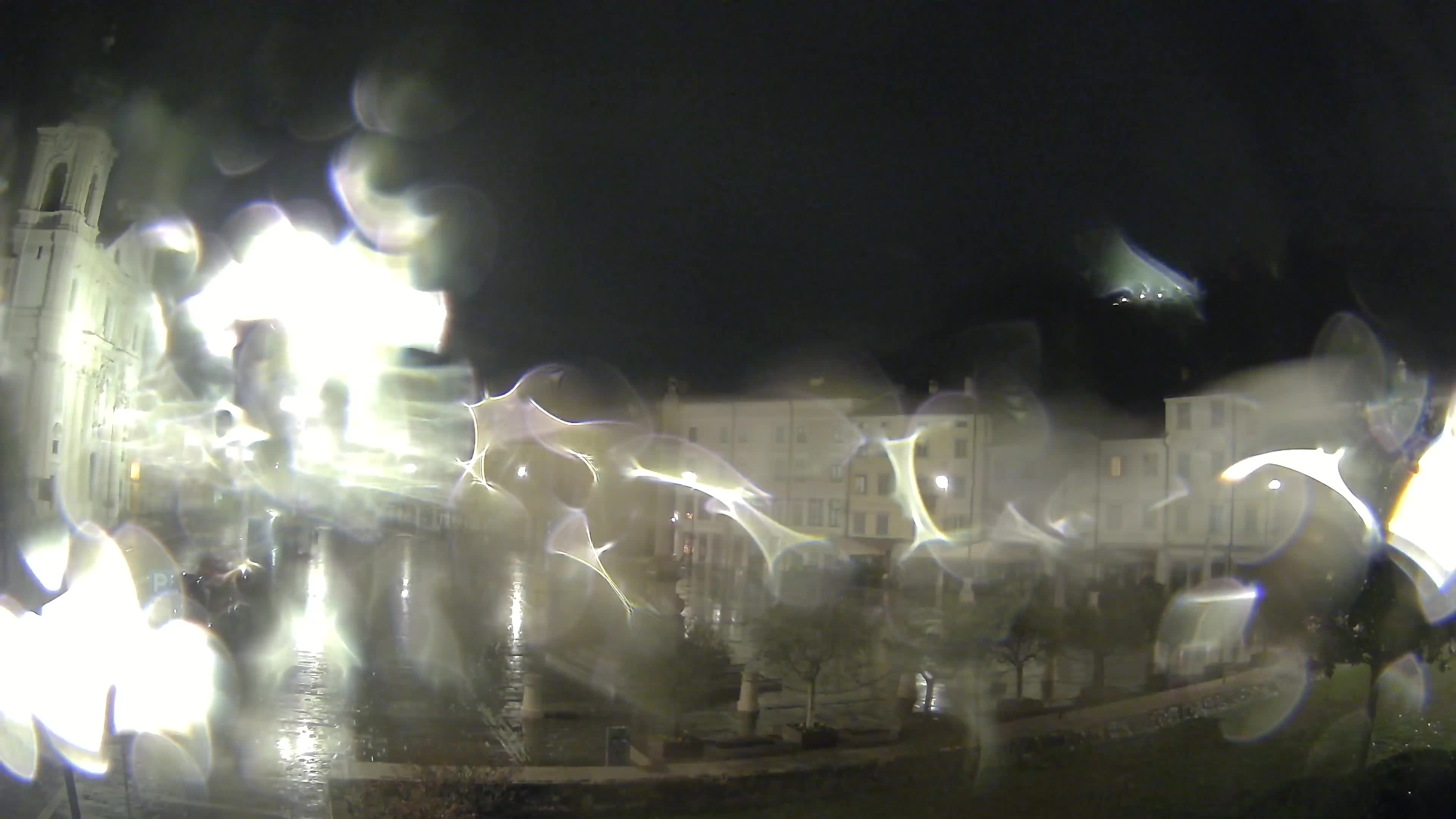 Gorizia Piazza della Vittoria e chiesa di S. Ignazio