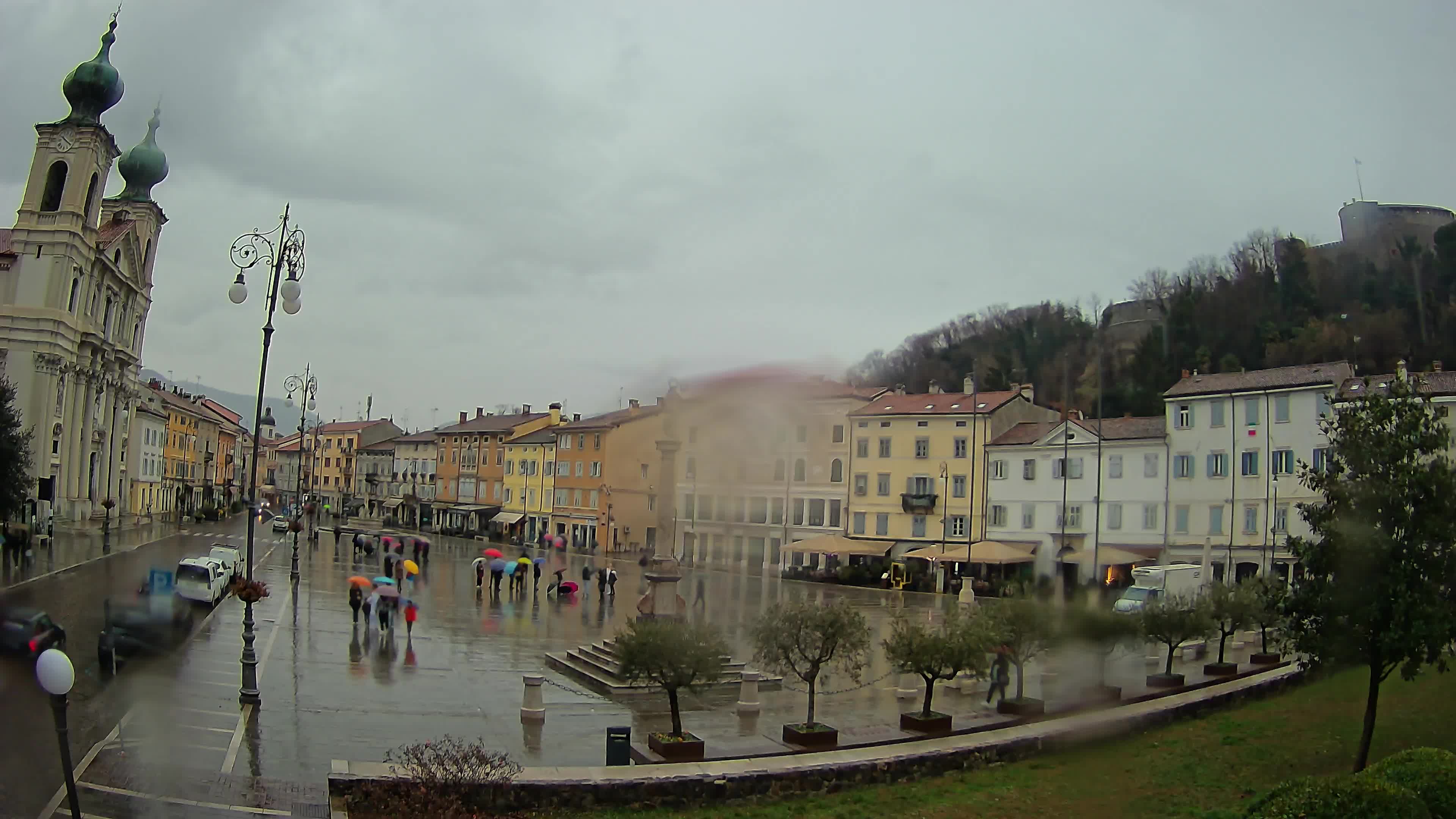 Webcam Gorizia Vittoria square – Church of st. Ignazio