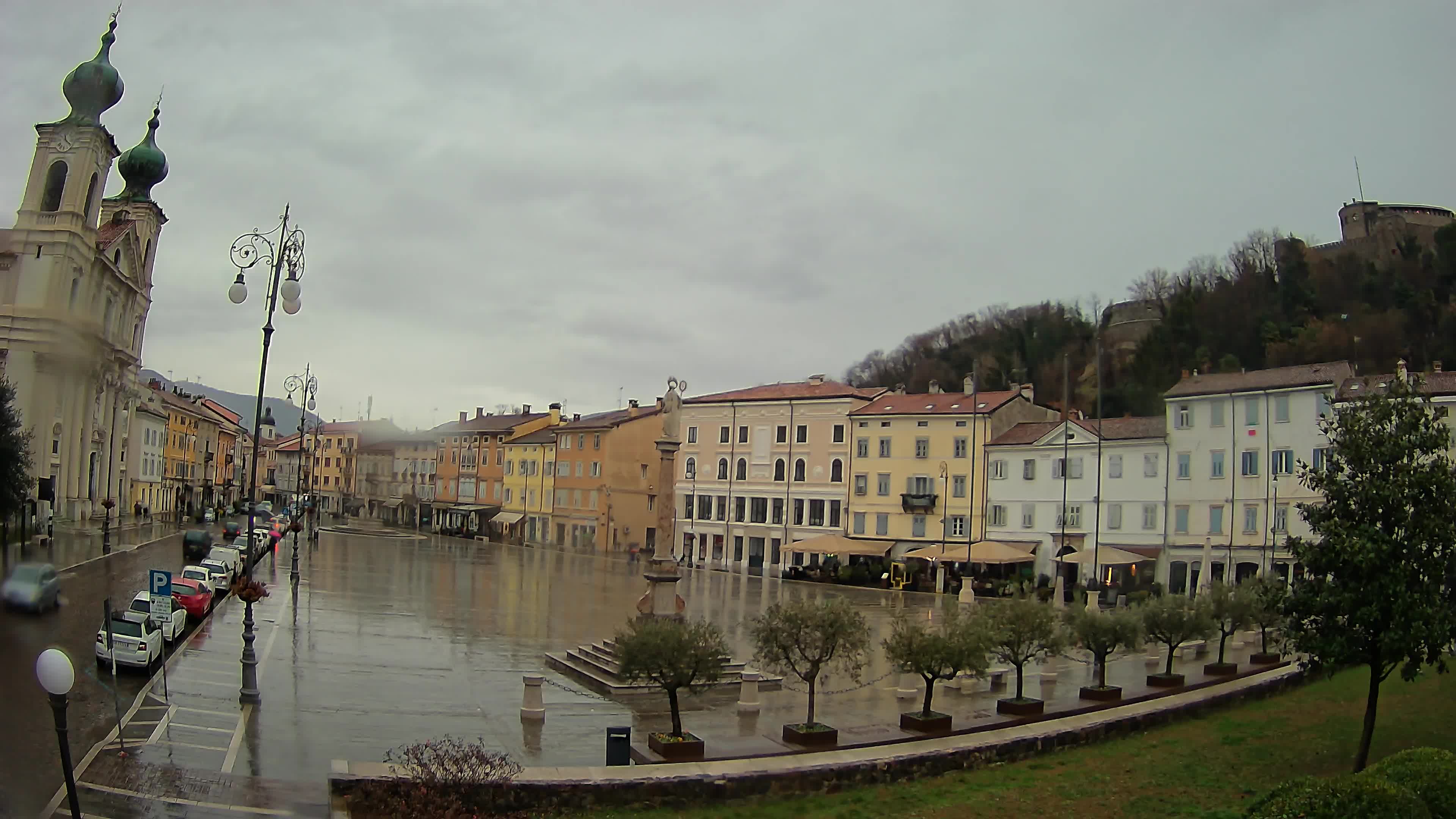 Webcam Gorizia Vittoria square – Church of st. Ignazio
