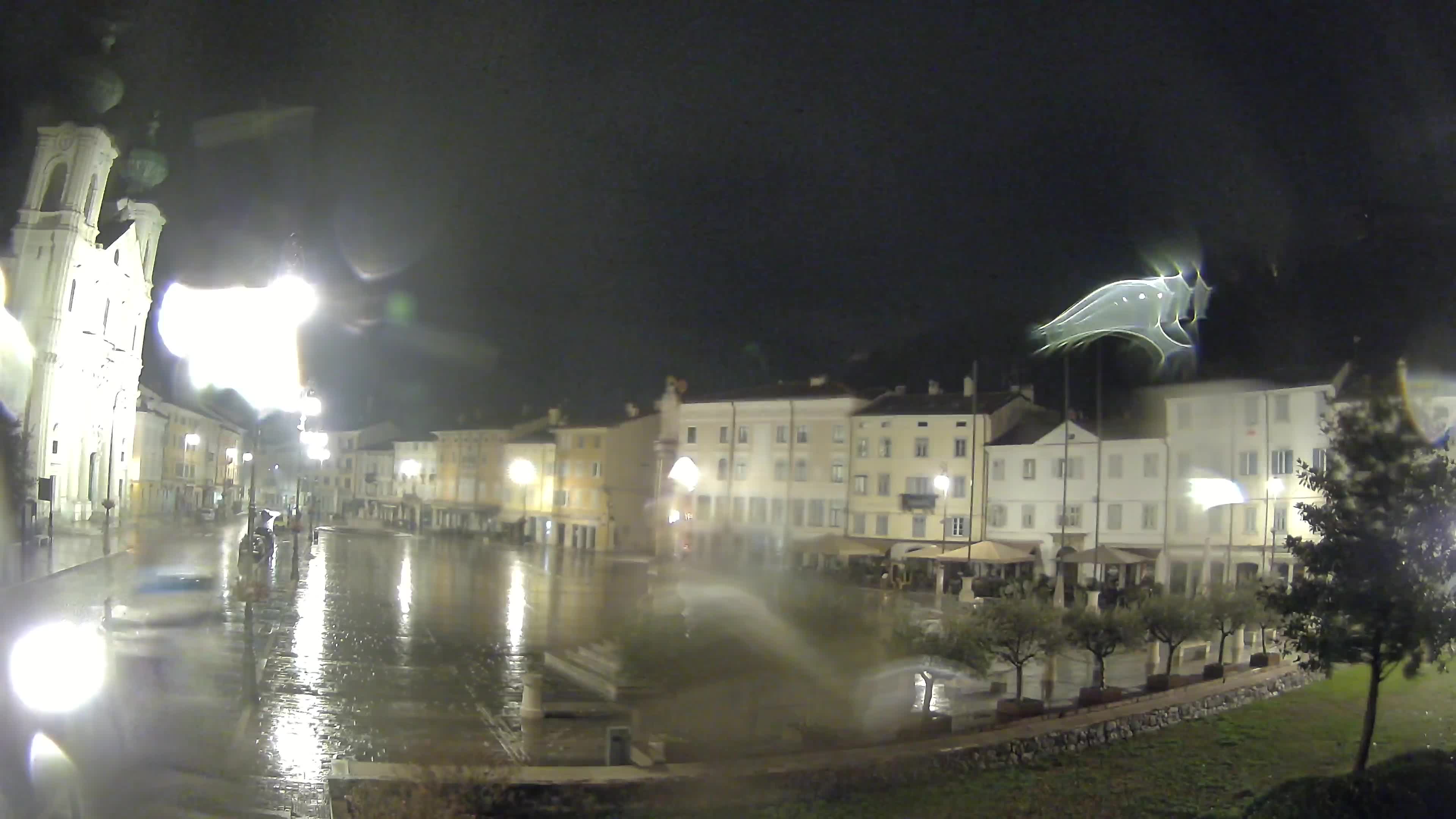 Gorizia Piazza della Vittoria e chiesa di S. Ignazio