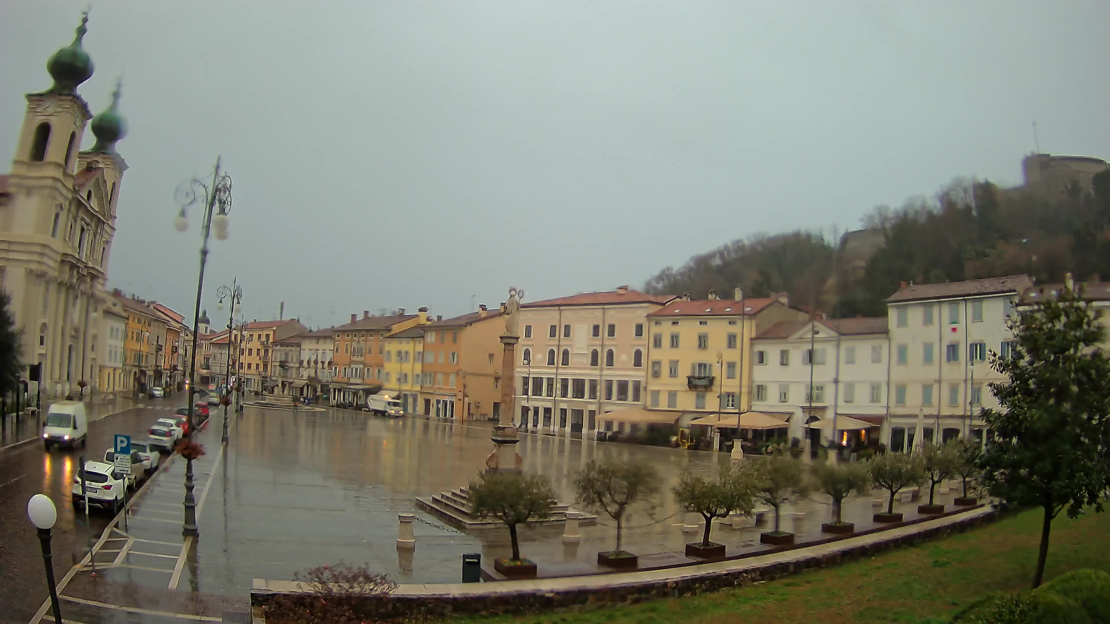 Webcam Gorizia Vittoria square – Church of st. Ignazio