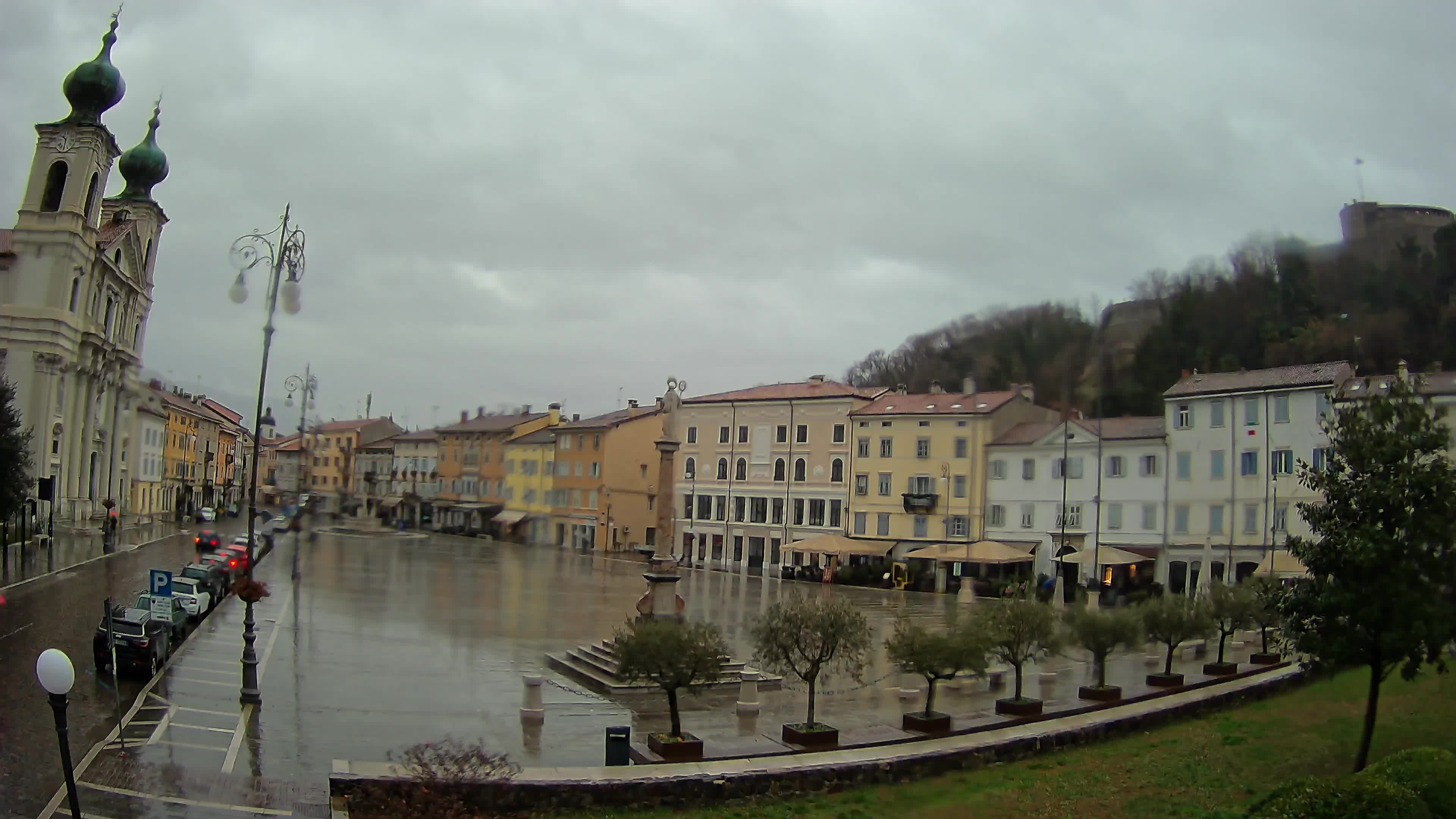 Webcam Gorizia Vittoria square – Church of st. Ignazio