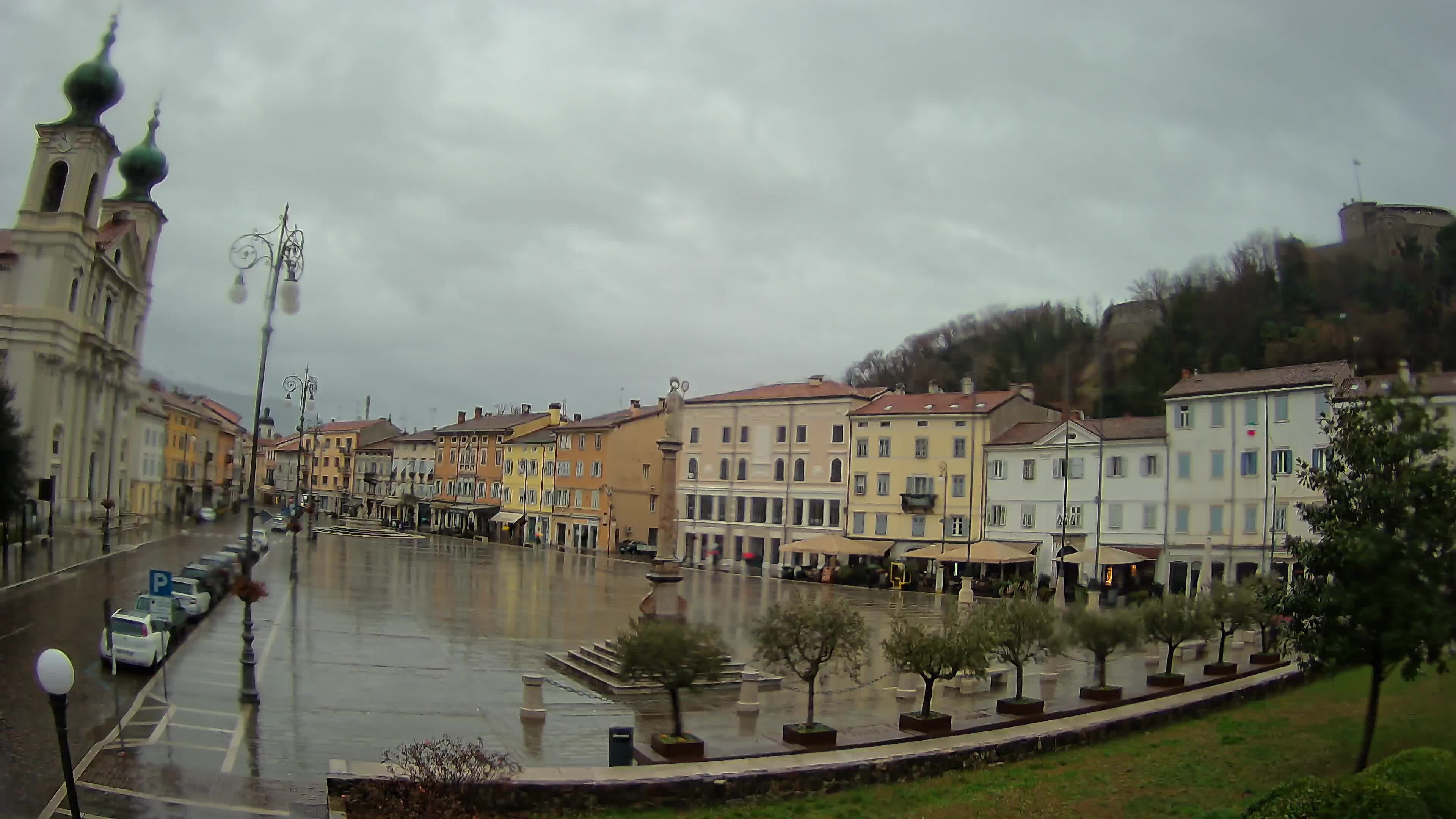 Webcam Gorizia Vittoria square – Church of st. Ignazio