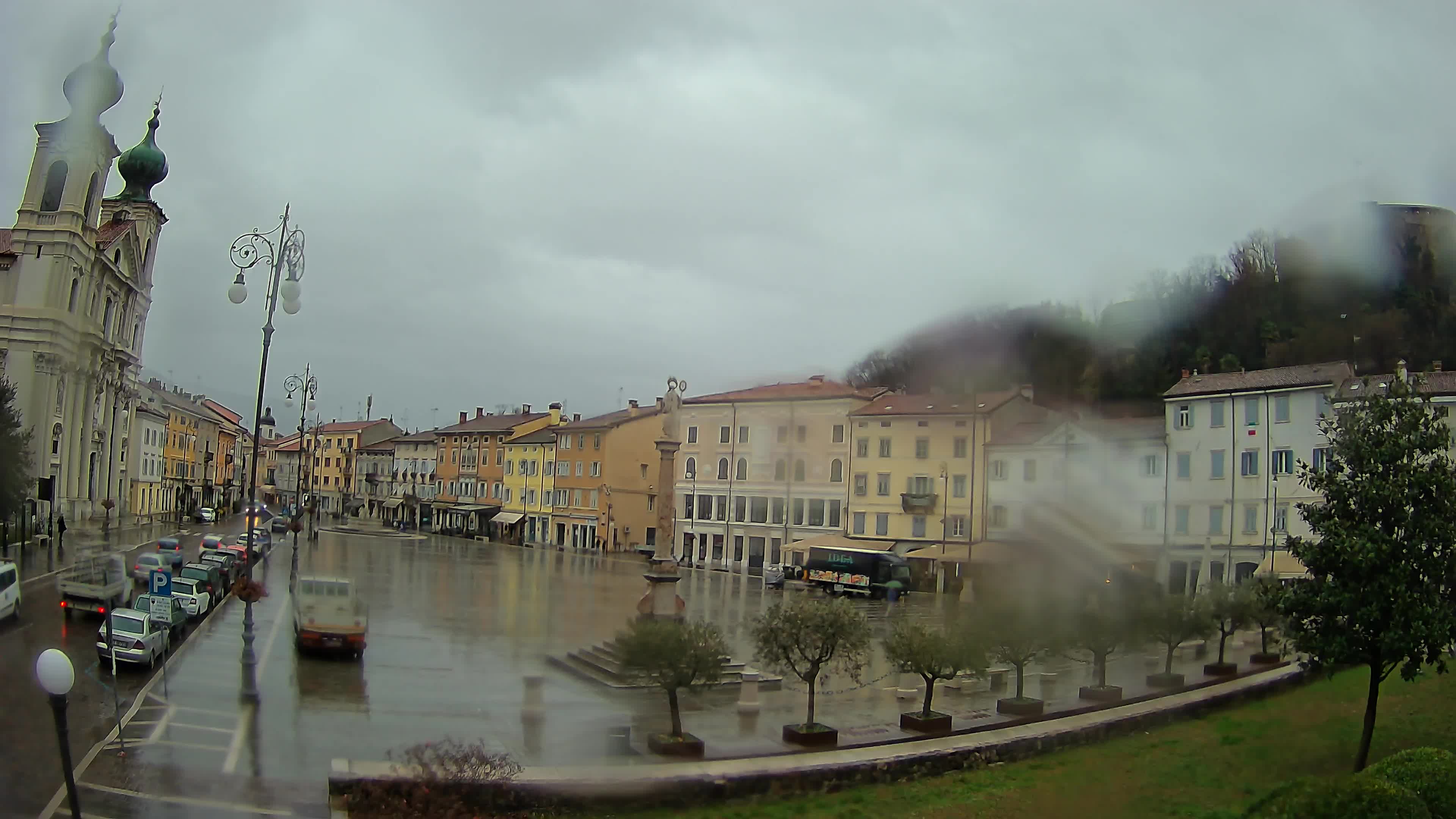 Webcam Gorizia Vittoria square – Church of st. Ignazio