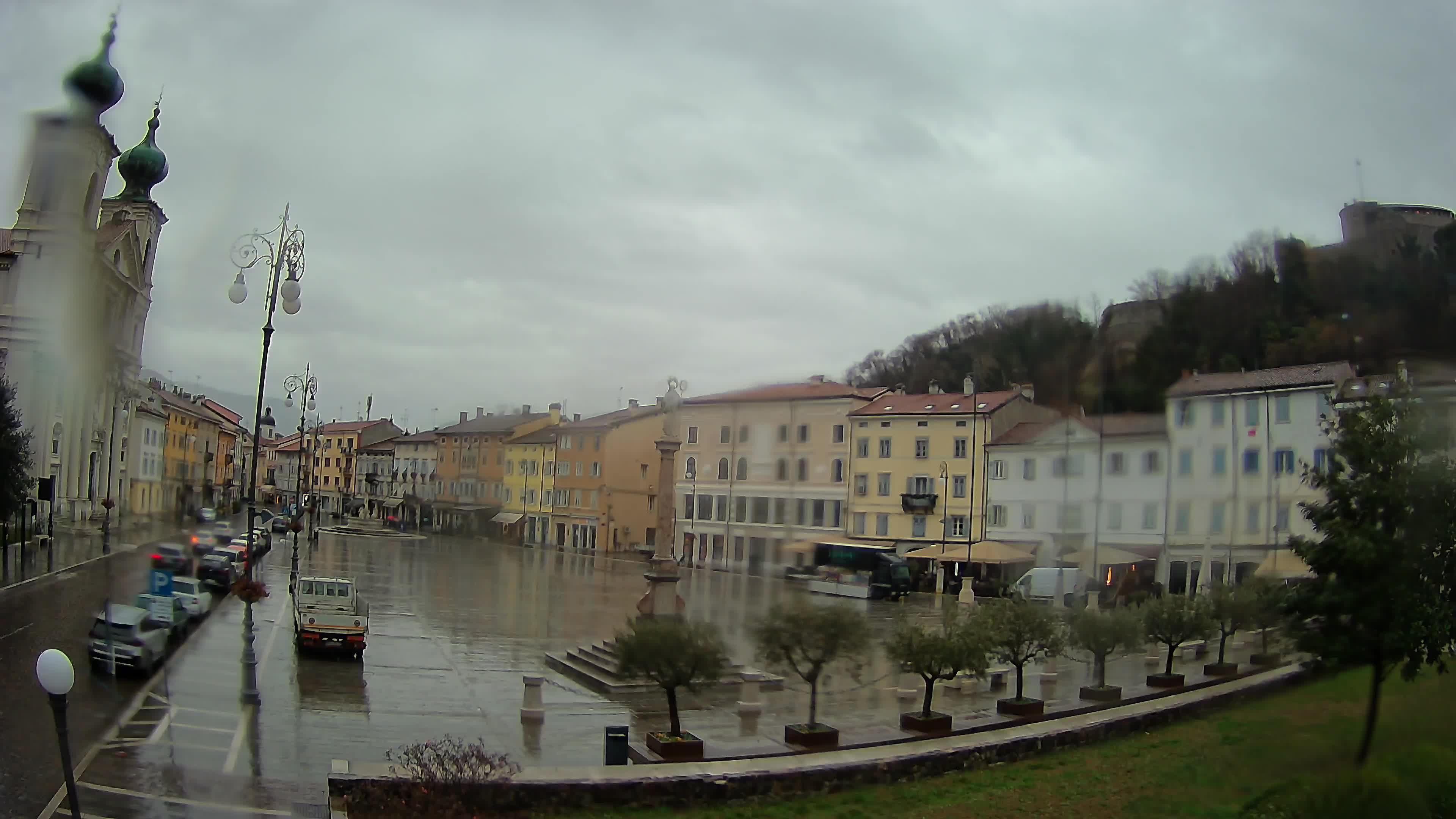 Gorizia – Place Vittoria – église st. Ignazio