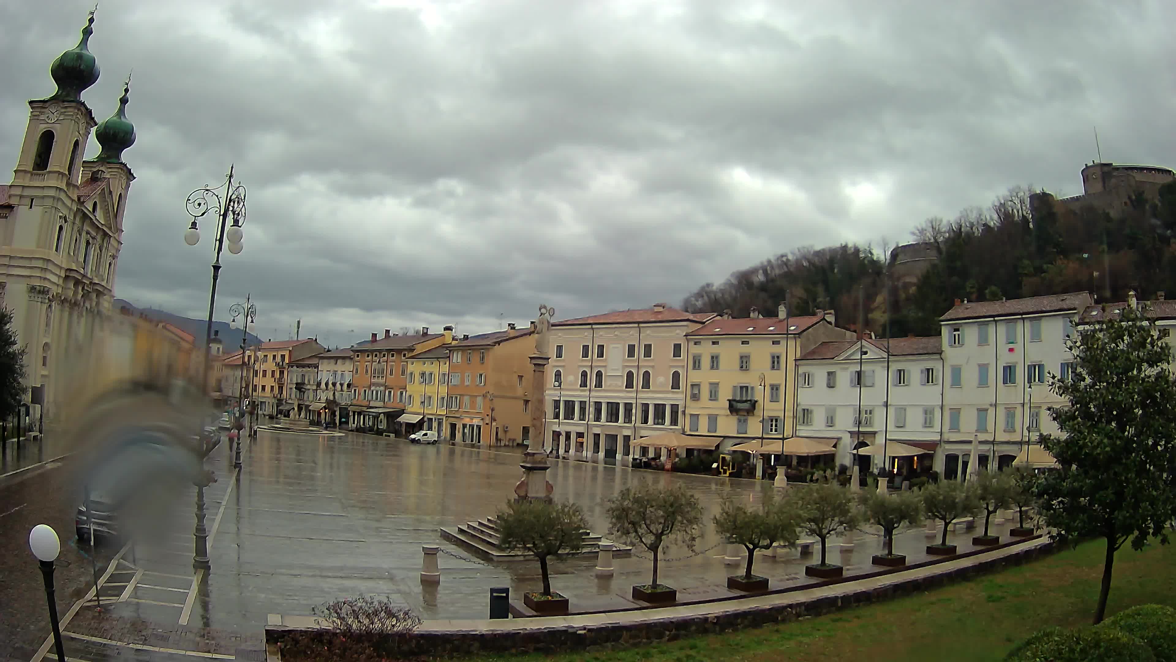 Gorizia – Place Vittoria – église st. Ignazio
