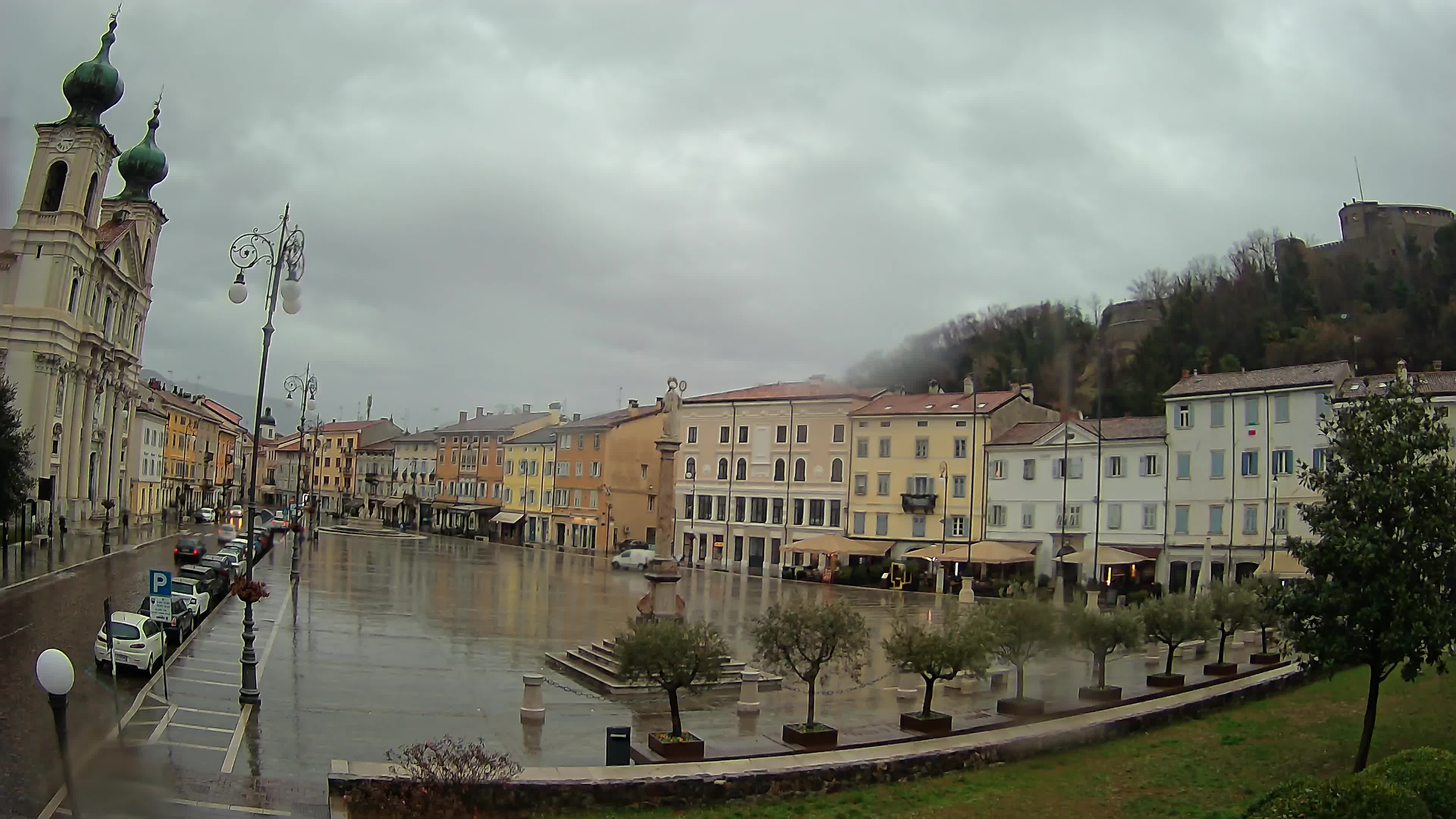 Webcam Gorizia Vittoria square – Church of st. Ignazio