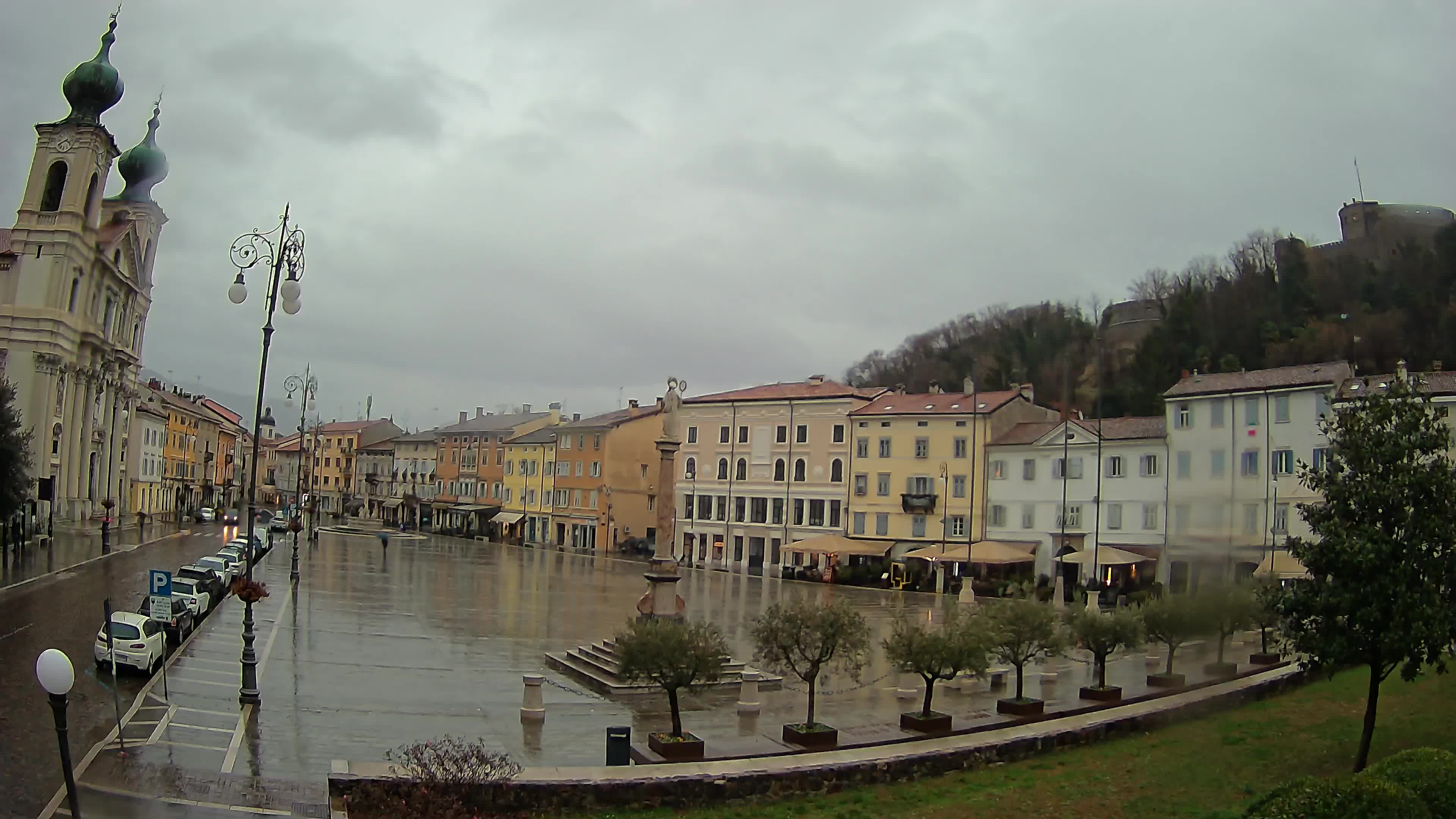 Webcam Gorizia Vittoria square – Church of st. Ignazio