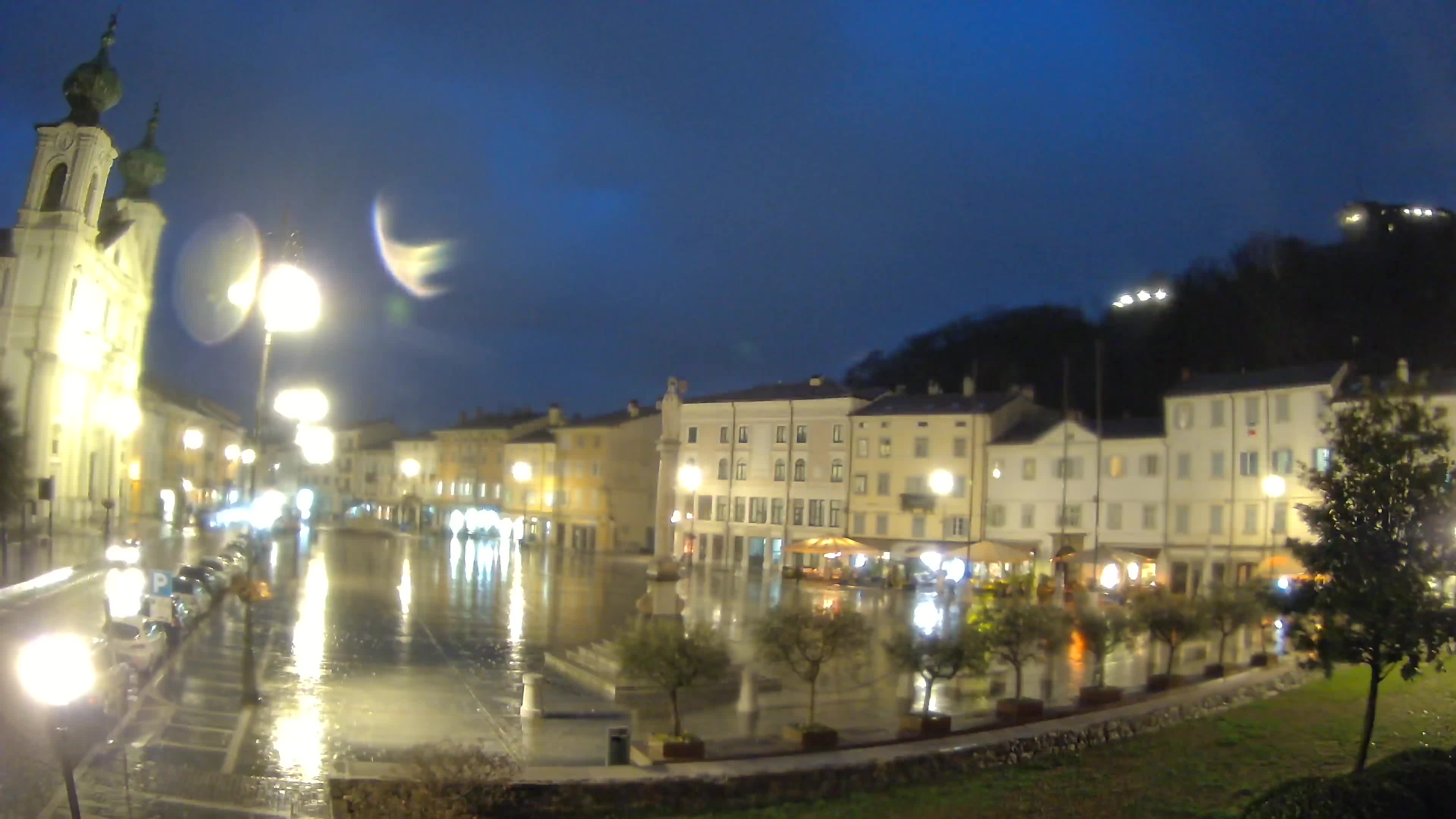 Gorizia – Plaza Vittoria – iglesia de San Pedro. Ignacio