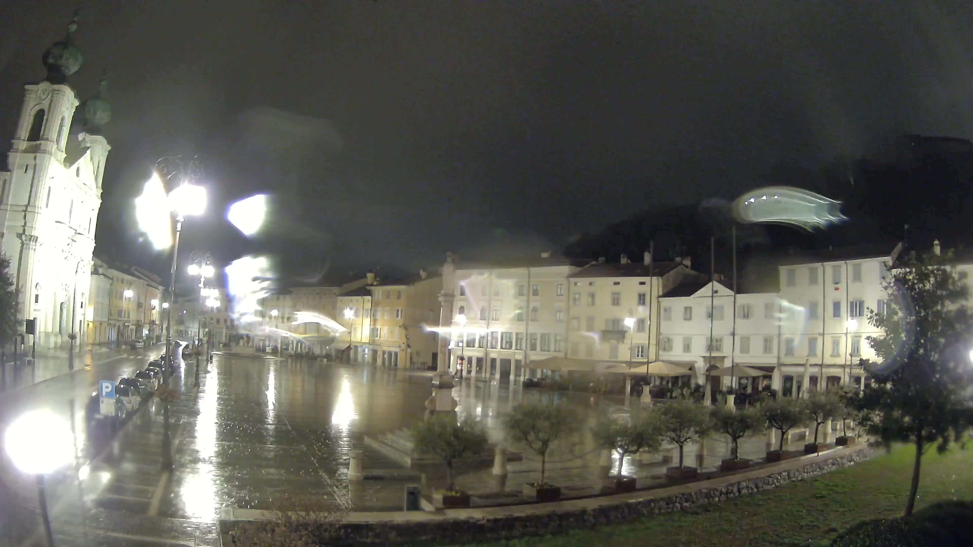 Gorizia – Plaza Vittoria – iglesia de San Pedro. Ignacio