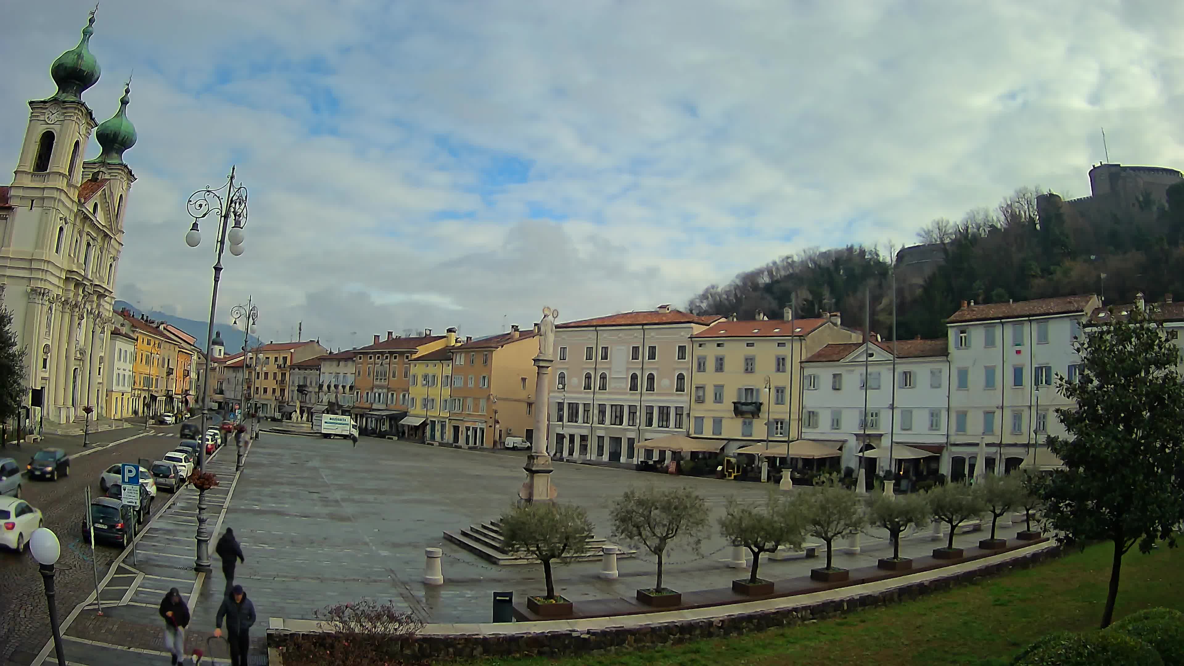 Webcam Gorizia Vittoria square – Church of st. Ignazio