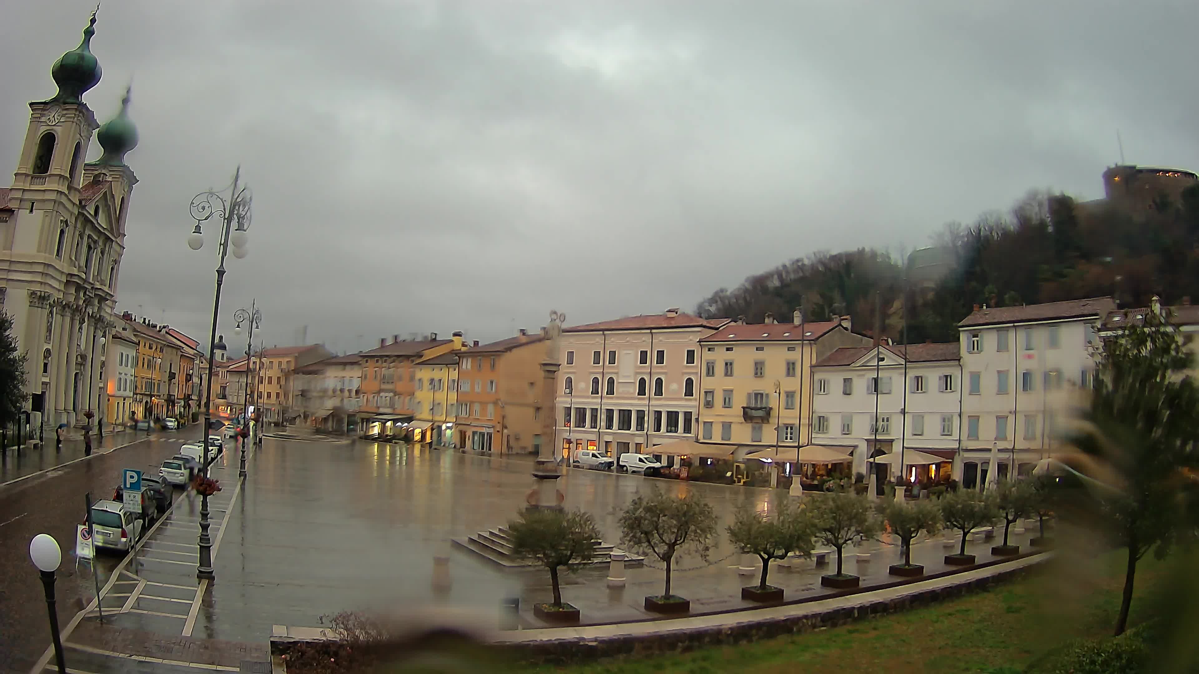 Webcam Gorizia Vittoria square – Church of st. Ignazio