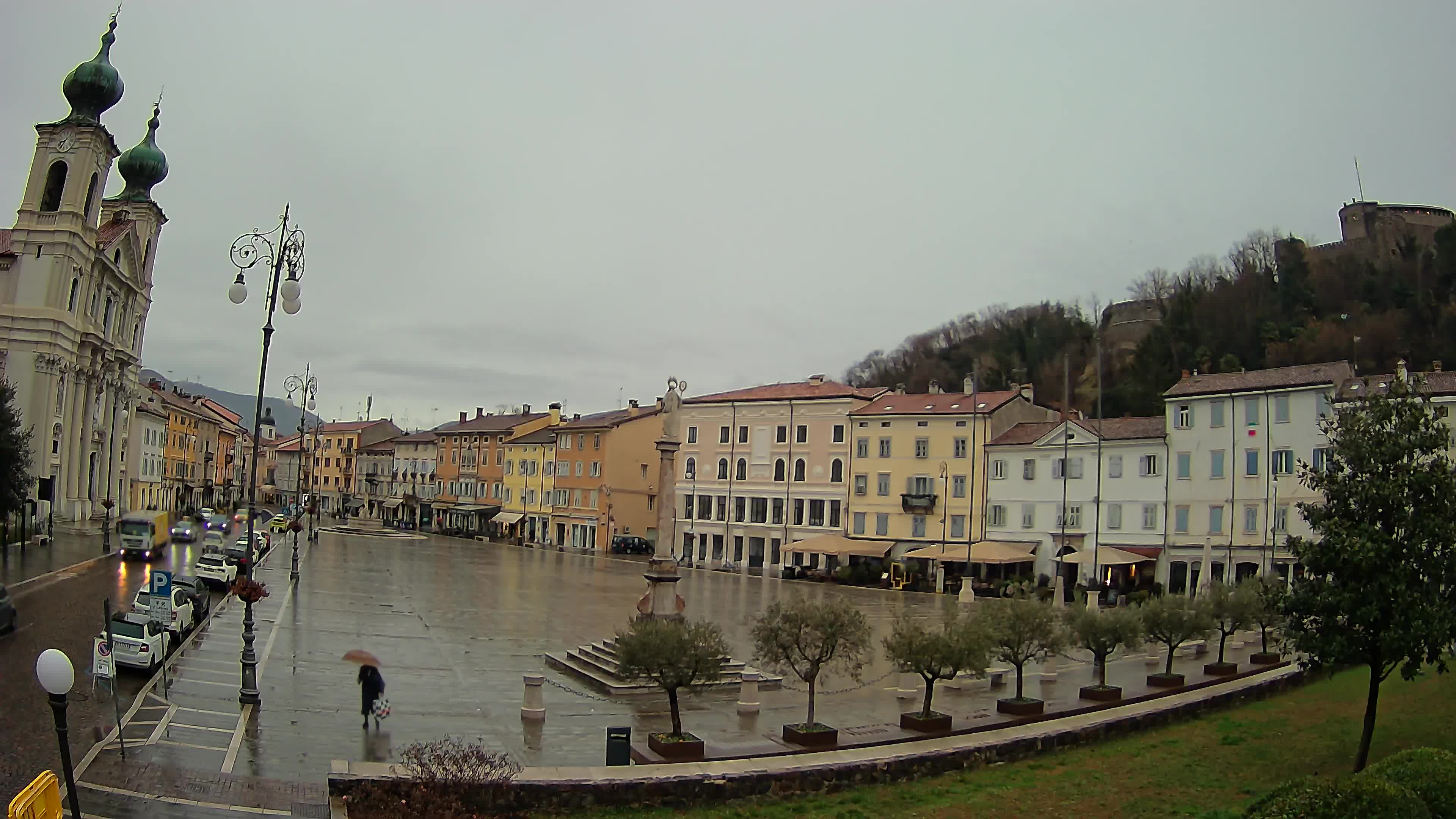 Webcam Gorizia Vittoria square – Church of st. Ignazio