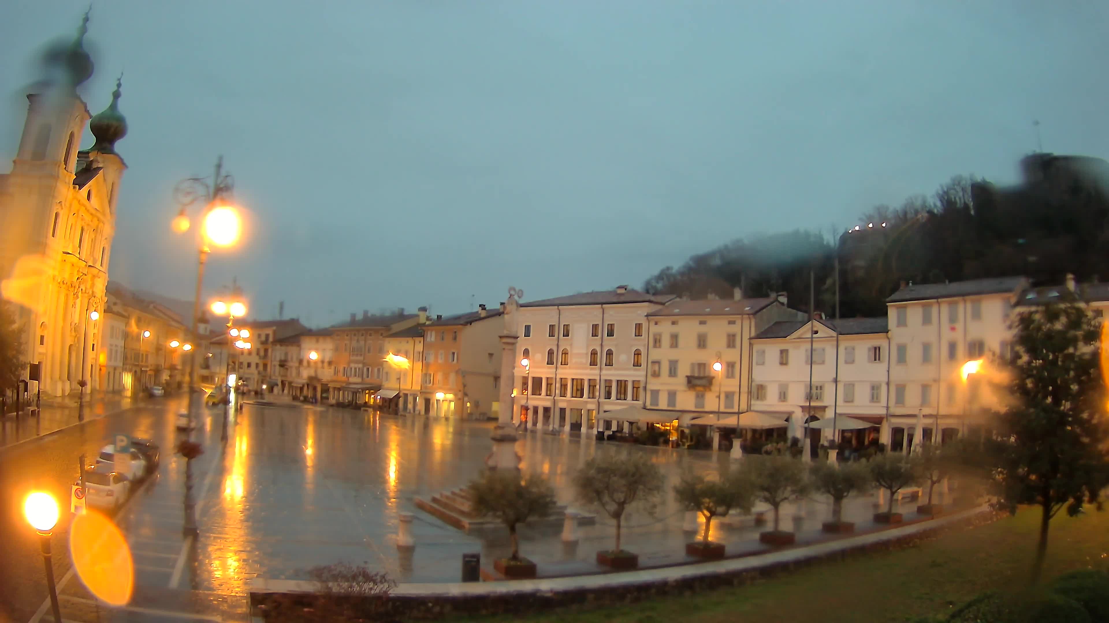 Webcam Gorizia Vittoria square – Church of st. Ignazio