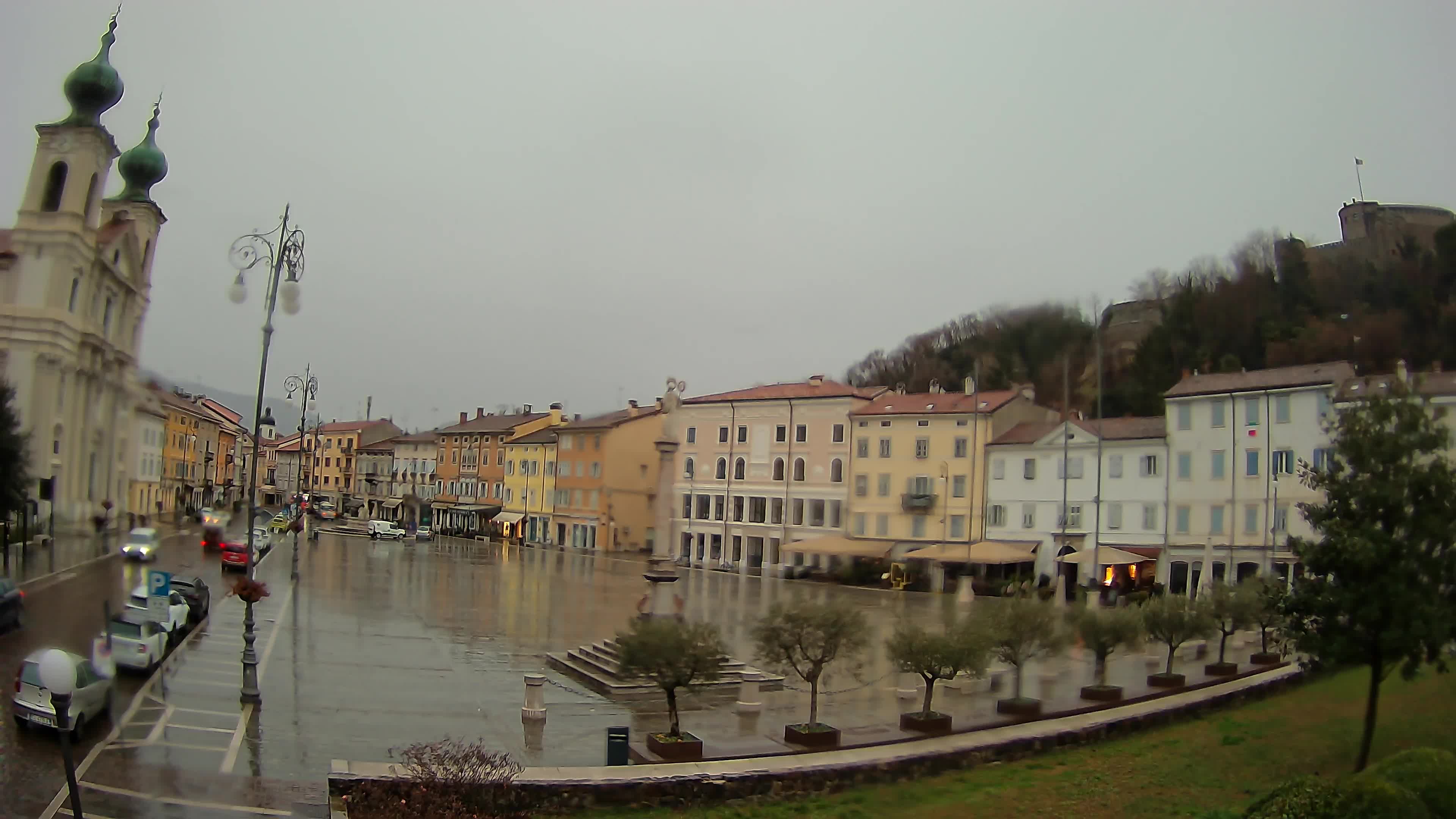 Webcam Gorizia Vittoria square – Church of st. Ignazio