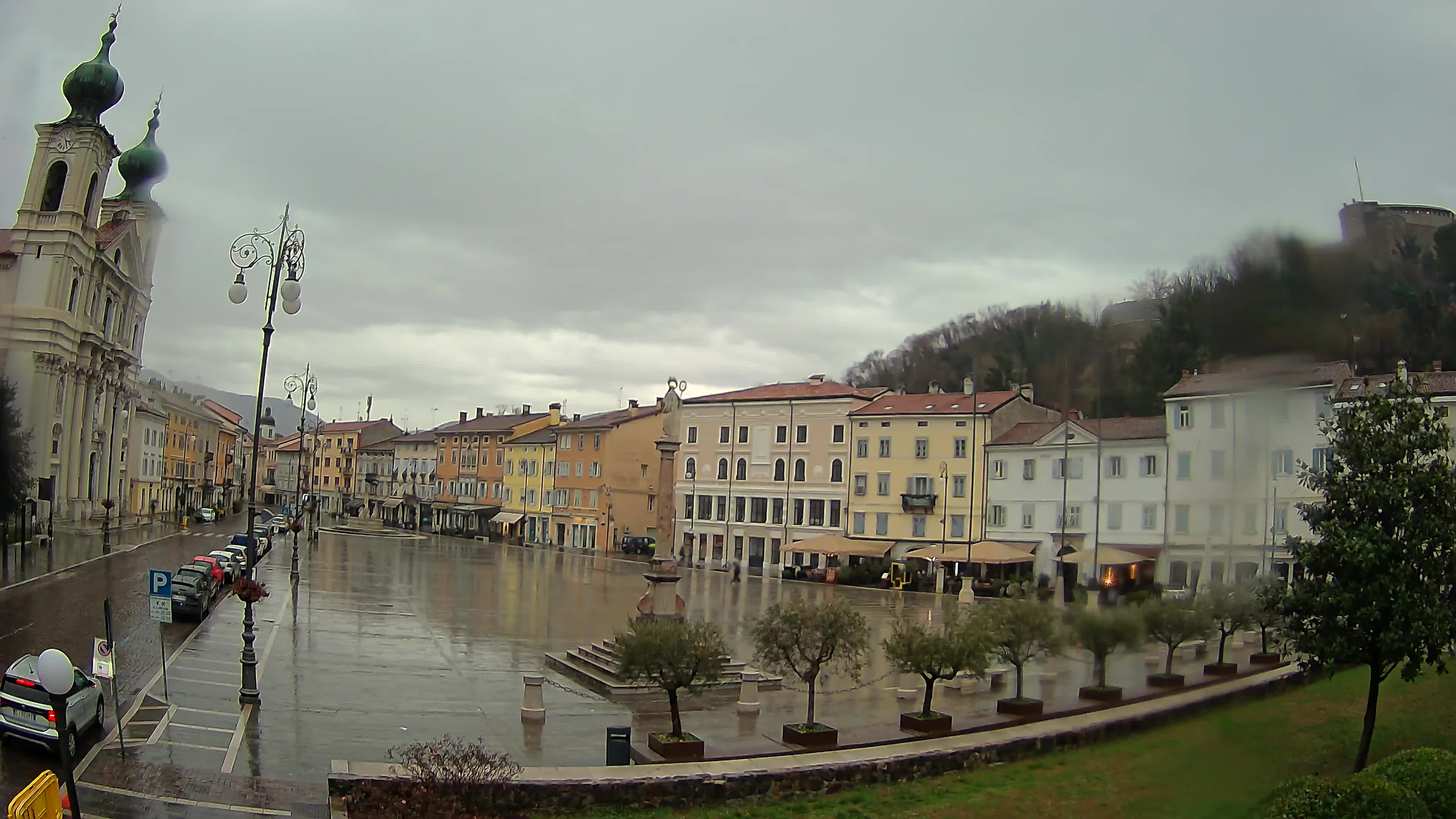 Webcam Gorizia Vittoria square – Church of st. Ignazio