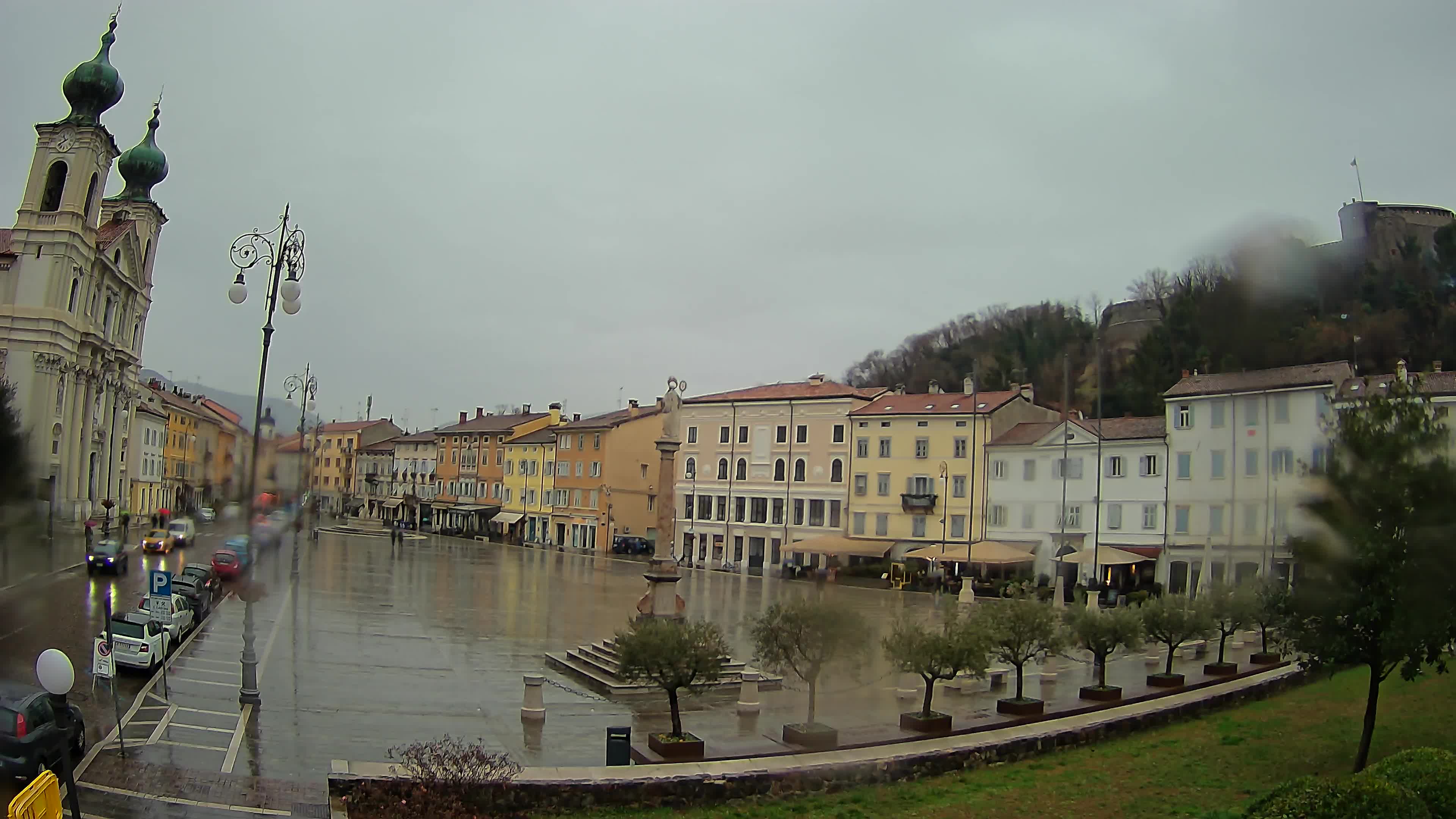 Webcam Gorizia Vittoria square – Church of st. Ignazio