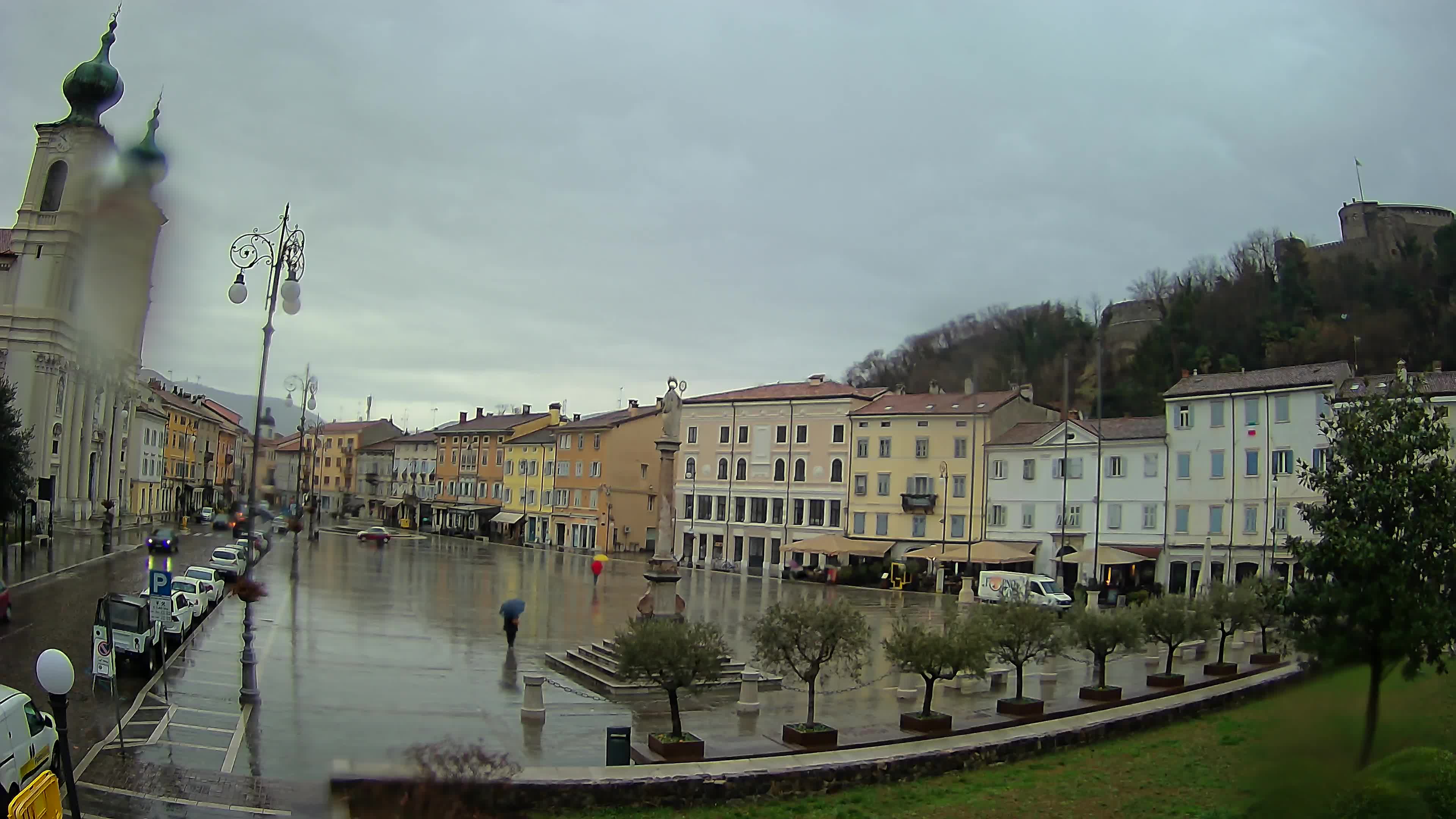Webcam Gorizia Vittoria square – Church of st. Ignazio