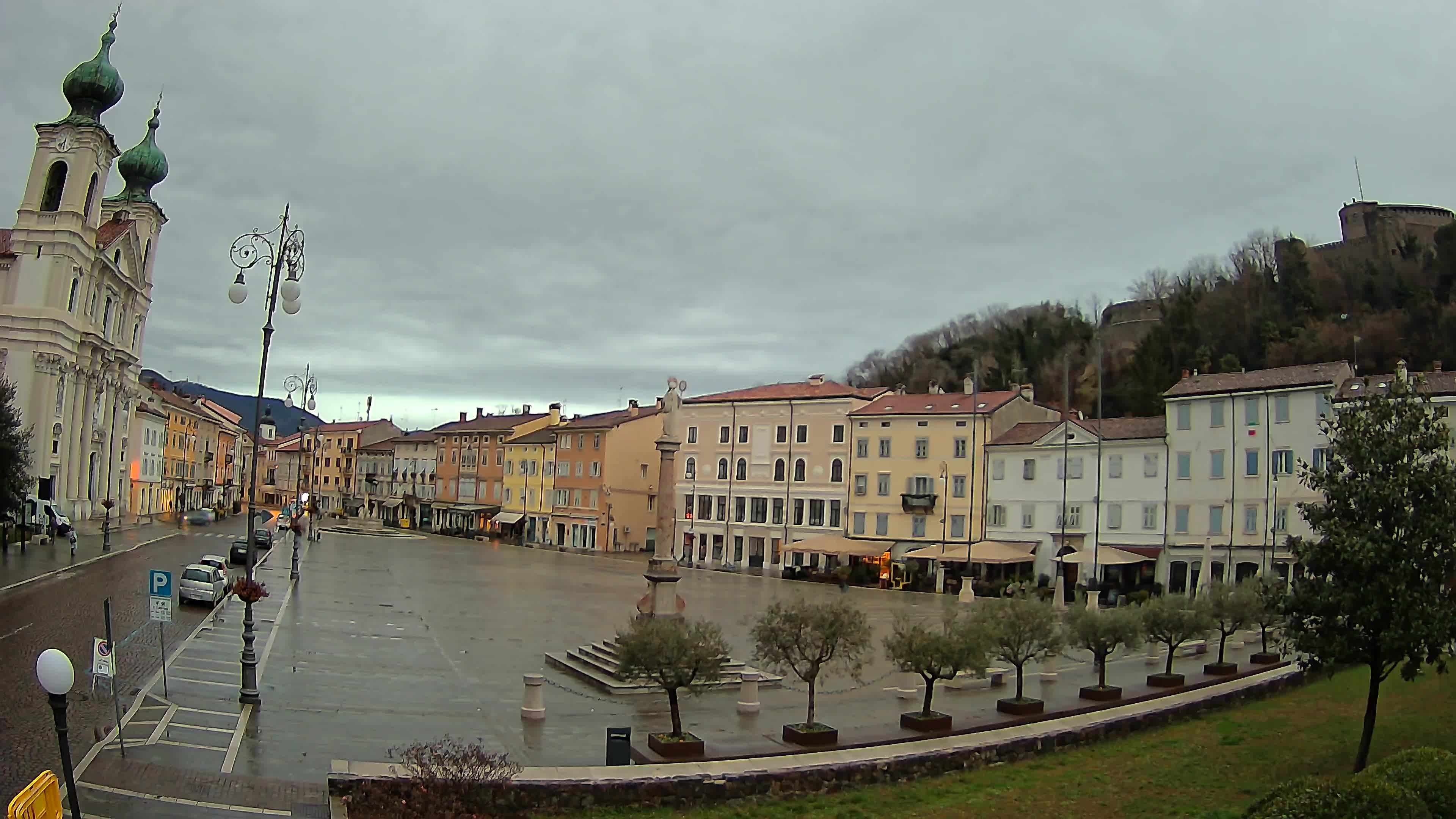 Webcam Gorizia Vittoria square – Church of st. Ignazio