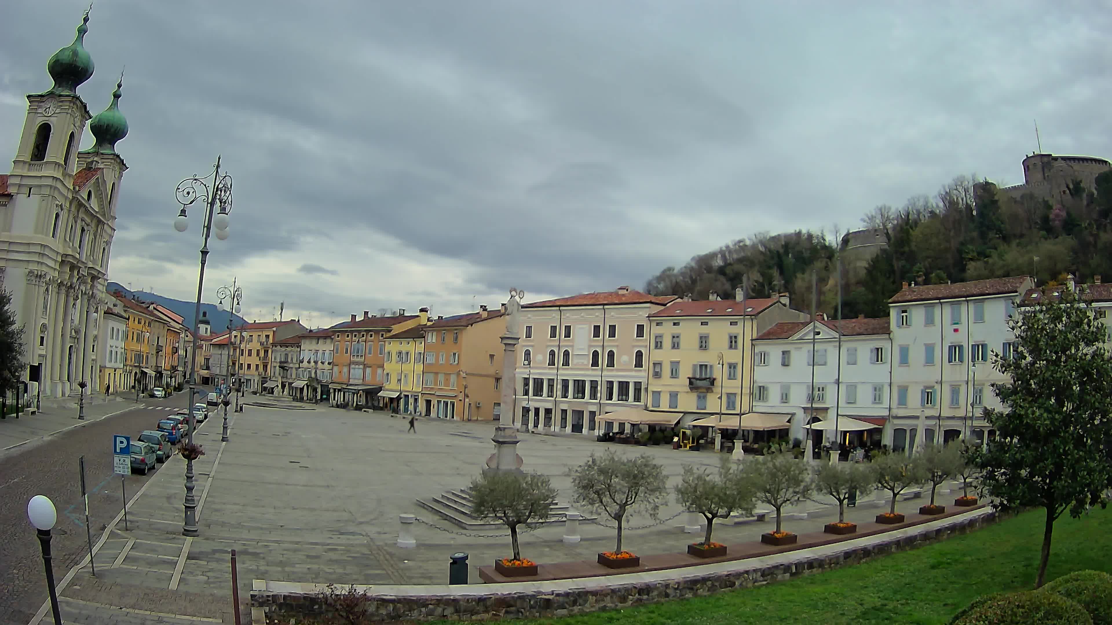 Webcam Gorizia Vittoria square – Church of st. Ignazio