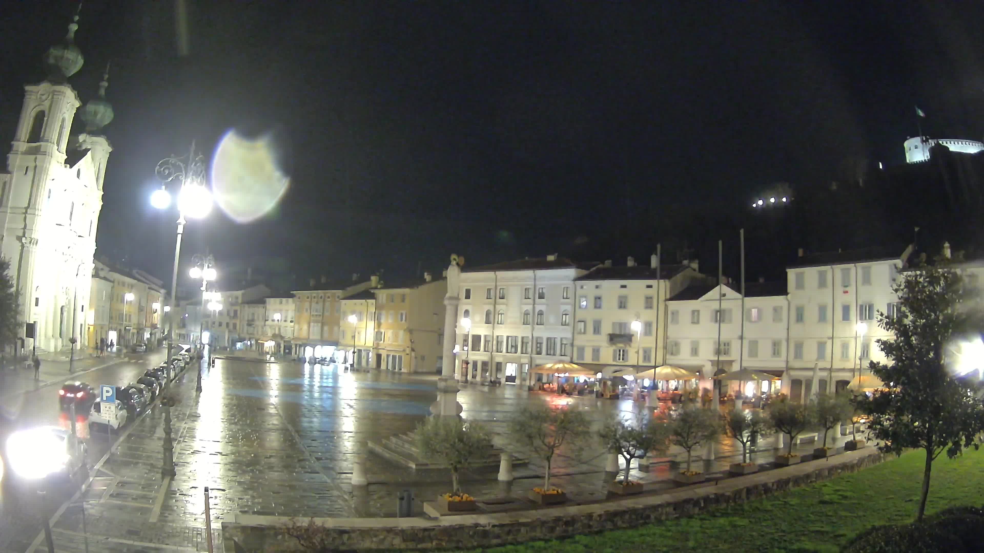 Gorizia – Plaza Vittoria – iglesia de San Pedro. Ignacio