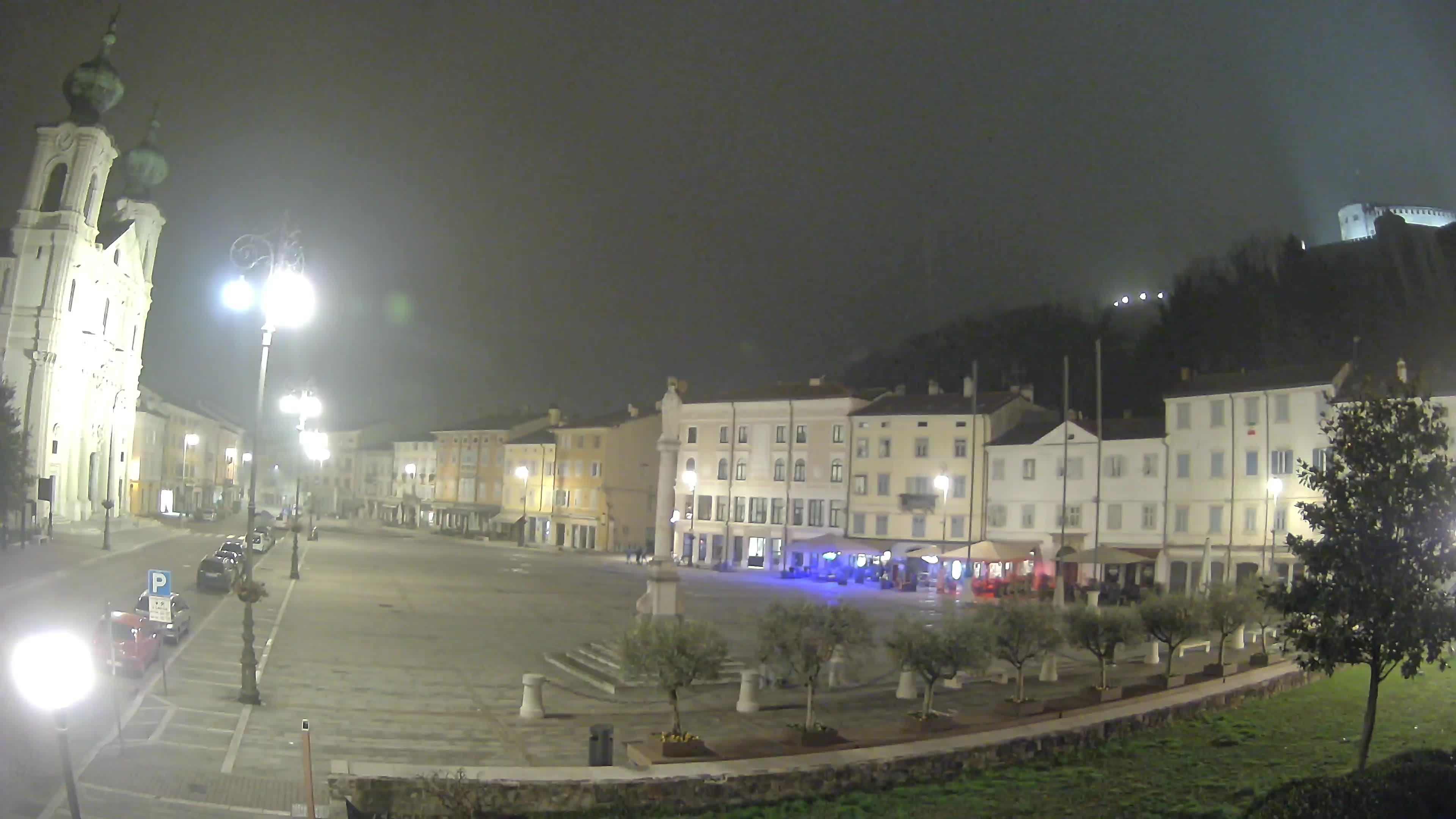 Gorizia – Plaza Vittoria – iglesia de San Pedro. Ignacio