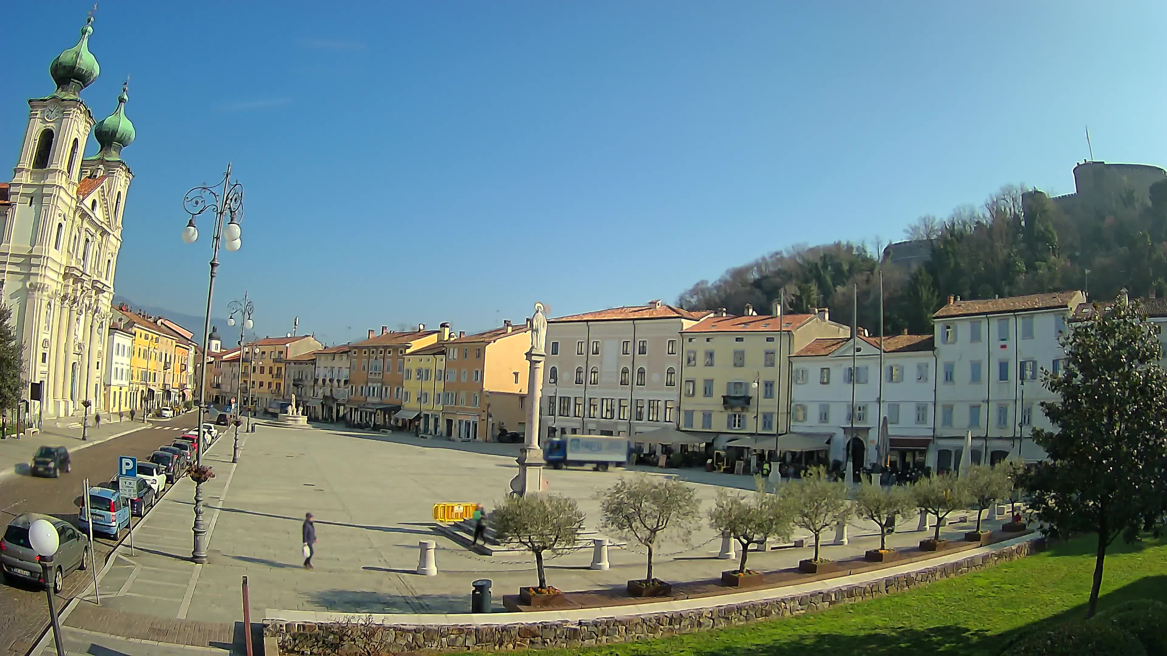 Webcam Gorizia Vittoria square – Church of st. Ignazio