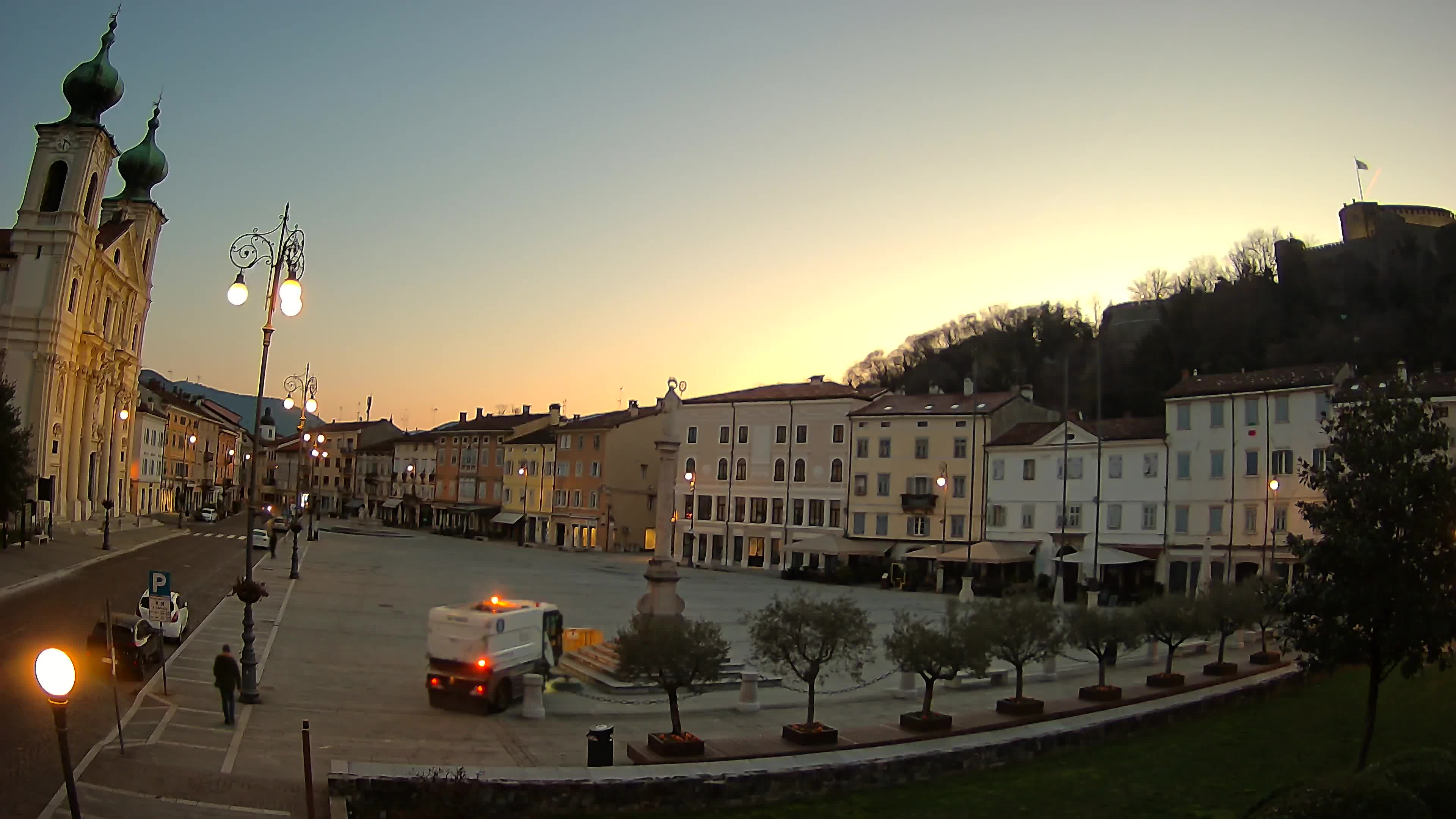 Webcam Gorizia Vittoria square – Church of st. Ignazio