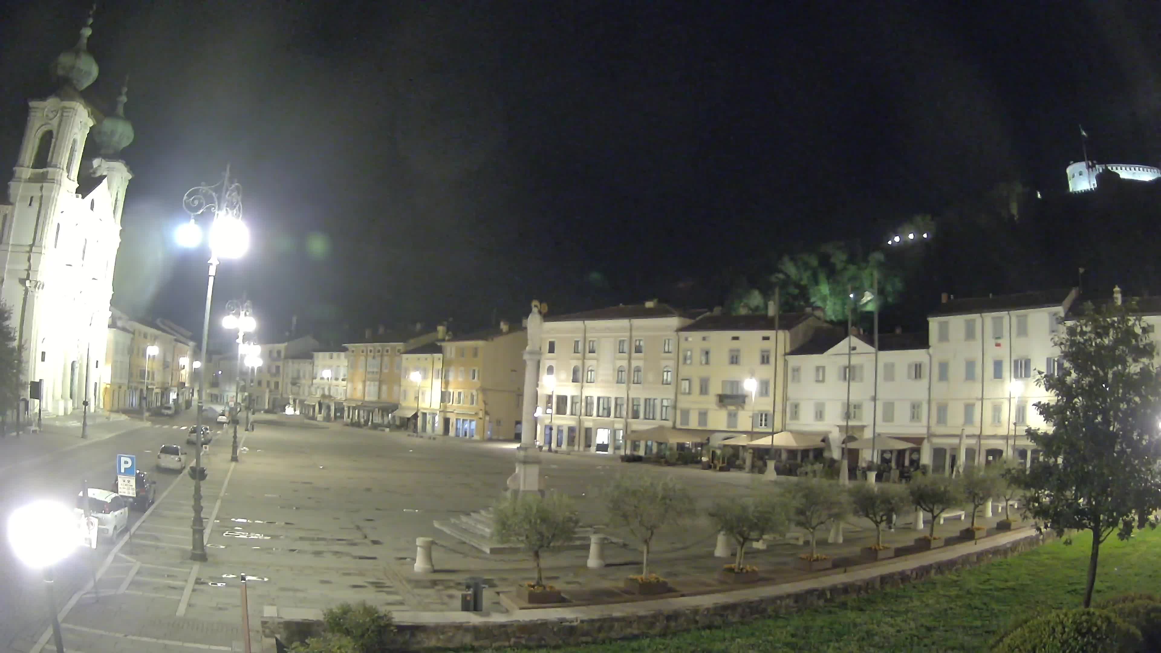 Gorizia – Plaza Vittoria – iglesia de San Pedro. Ignacio