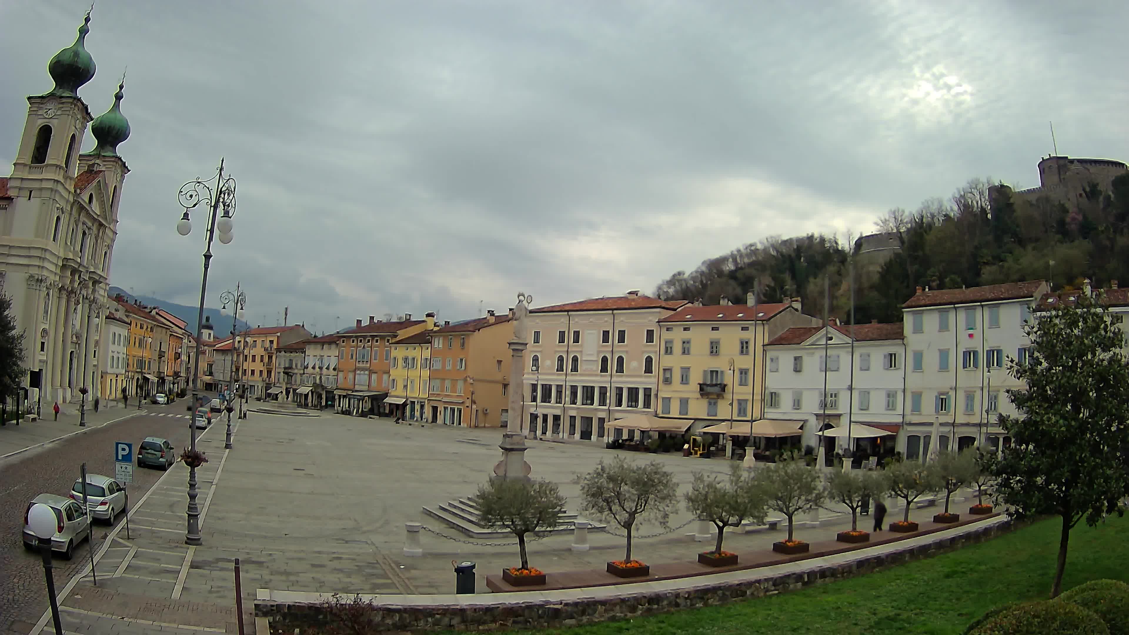 Webcam Gorizia Vittoria square – Church of st. Ignazio