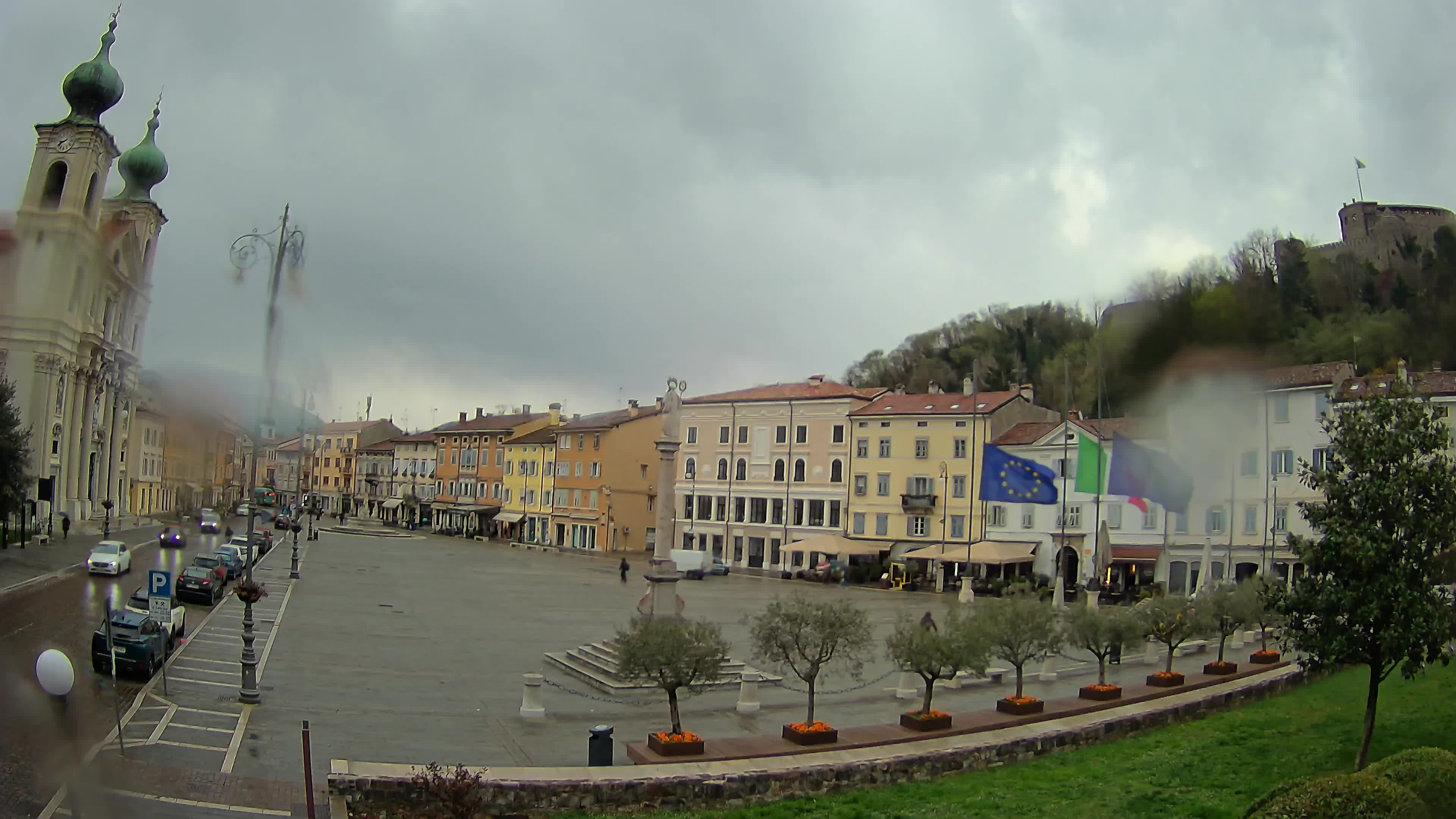 Webcam Gorizia Vittoria square – Church of st. Ignazio