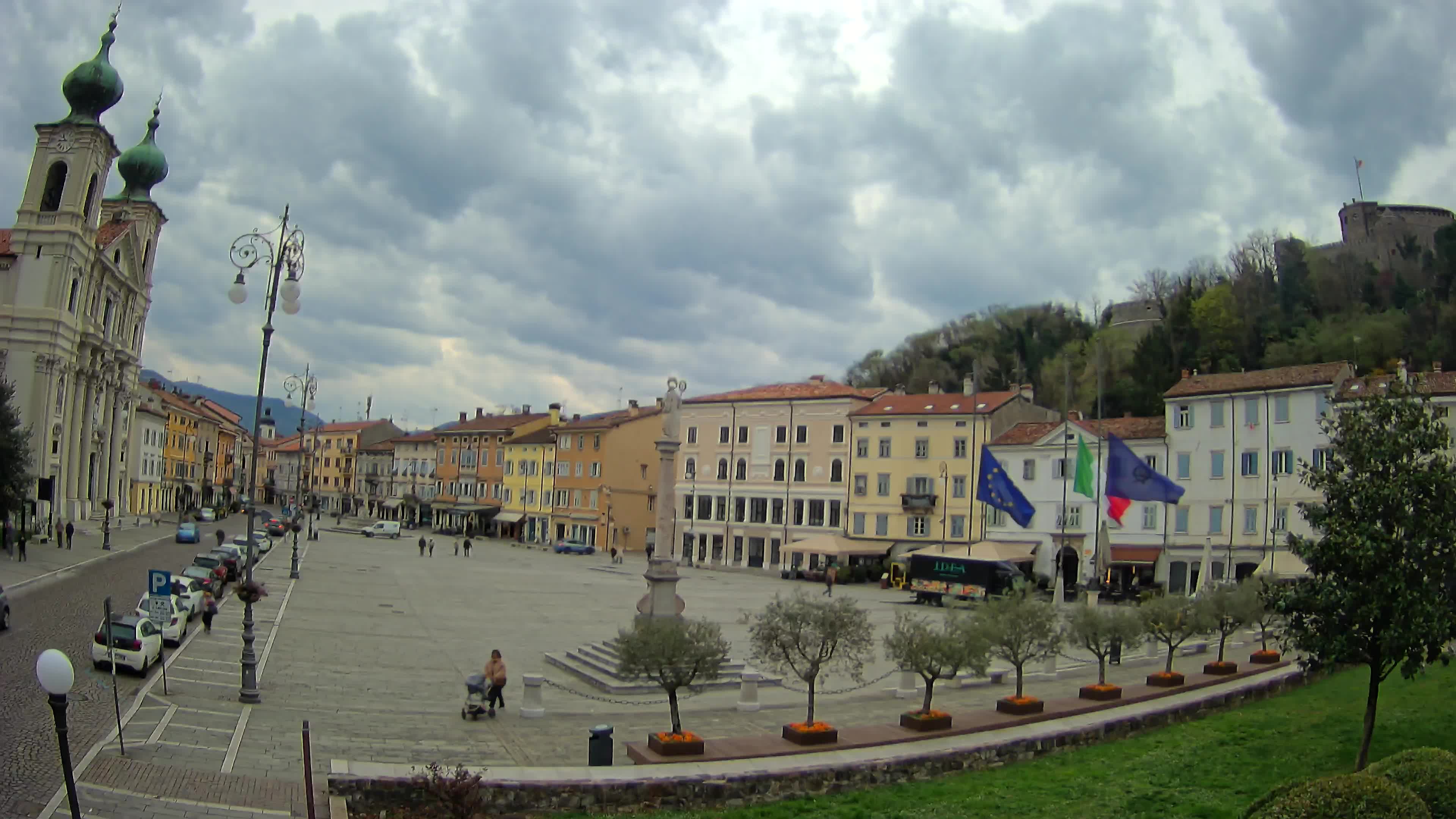 Webcam Gorizia Vittoria square – Church of st. Ignazio