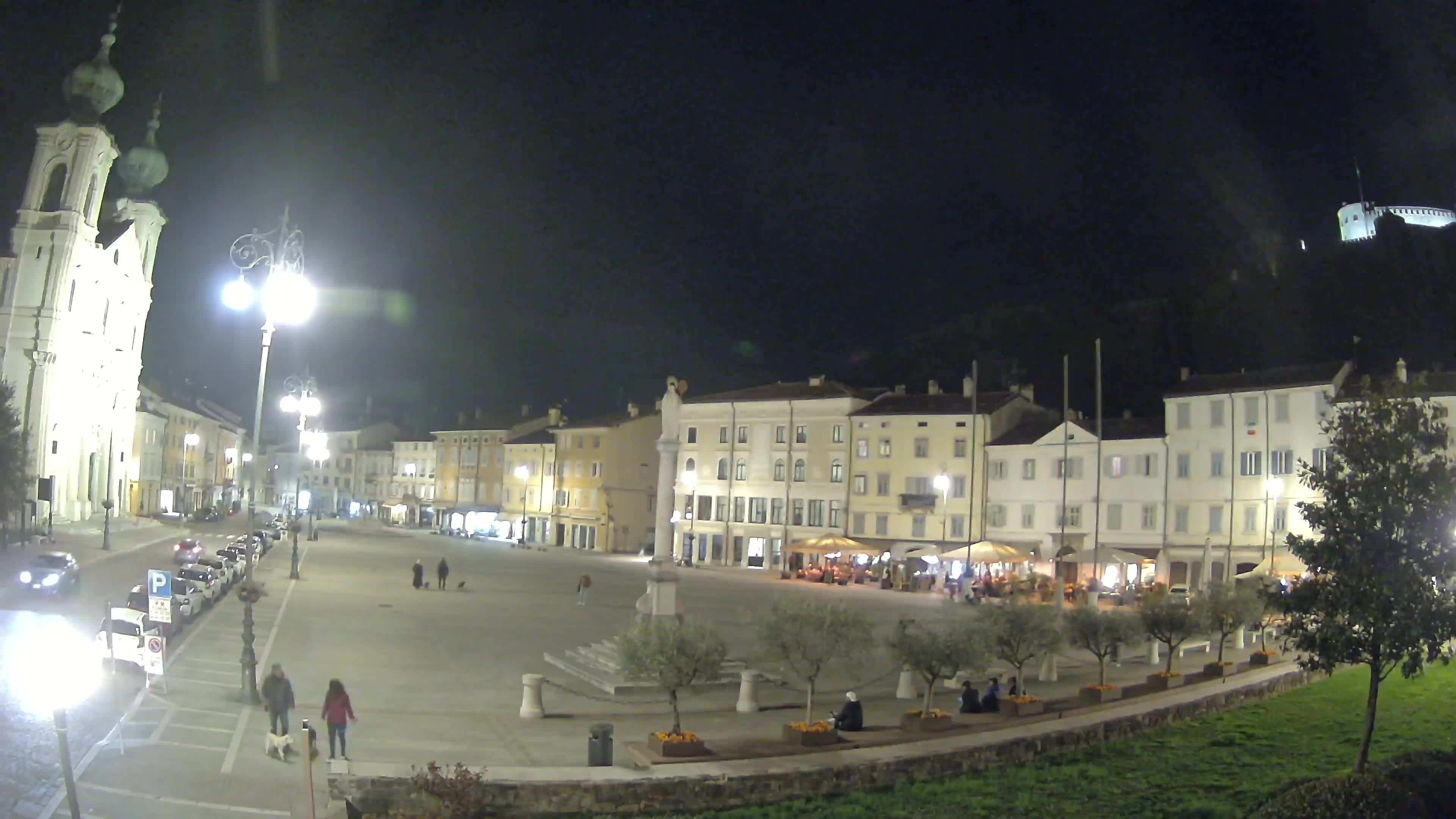 Gorizia – Plaza Vittoria – iglesia de San Pedro. Ignacio