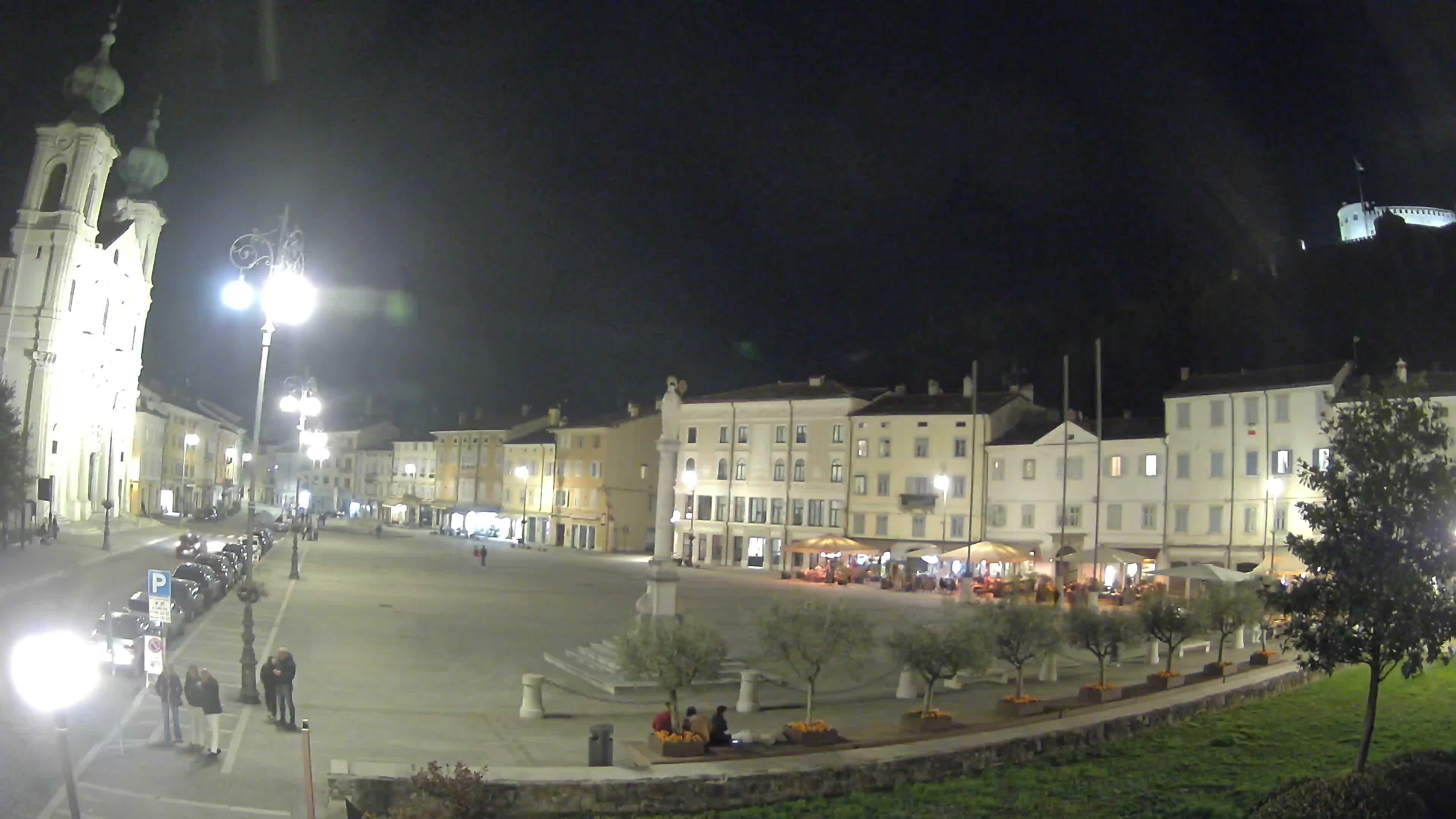 Gorizia Piazza della Vittoria e chiesa di S. Ignazio