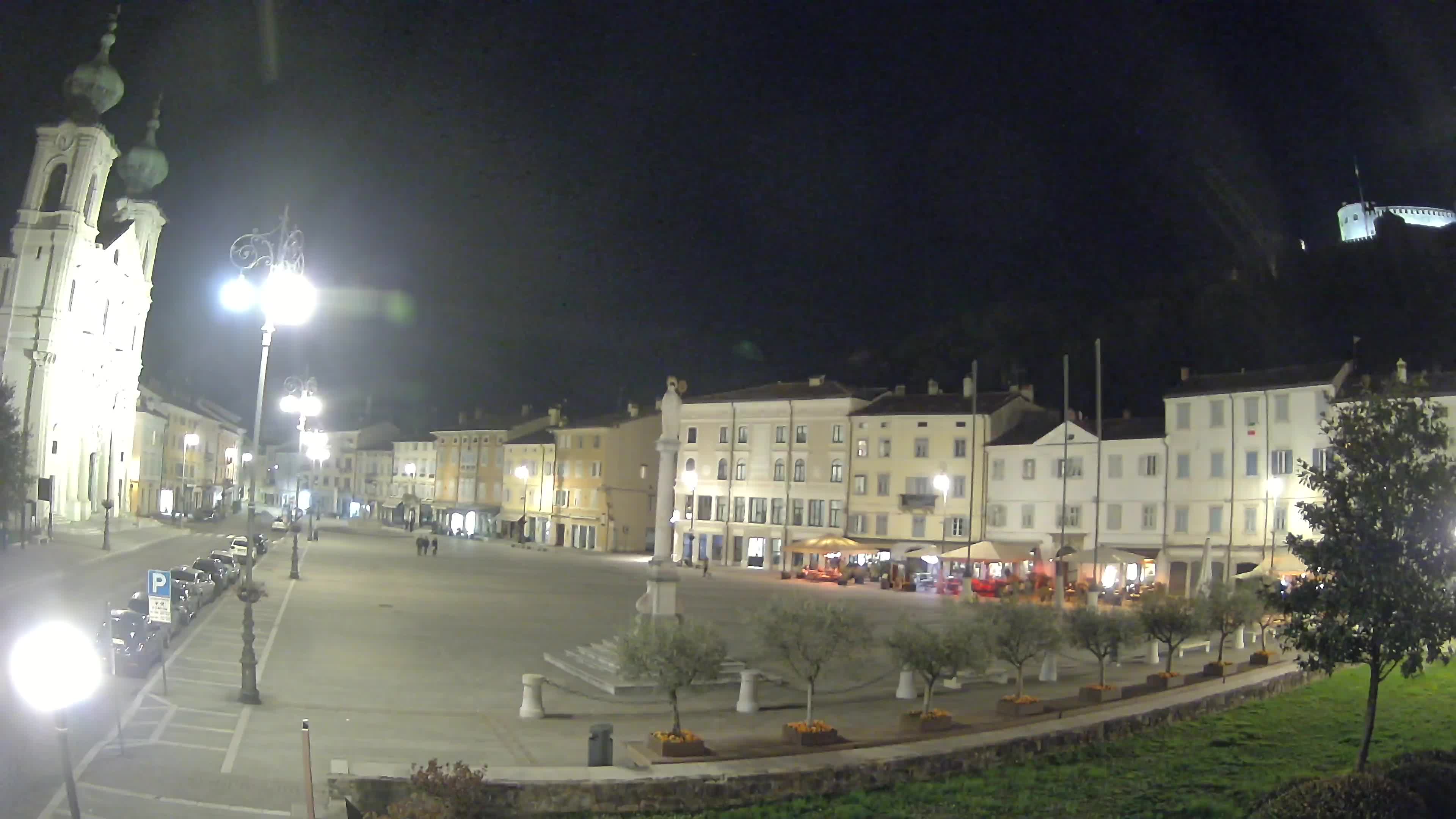 Gorizia – Plaza Vittoria – iglesia de San Pedro. Ignacio