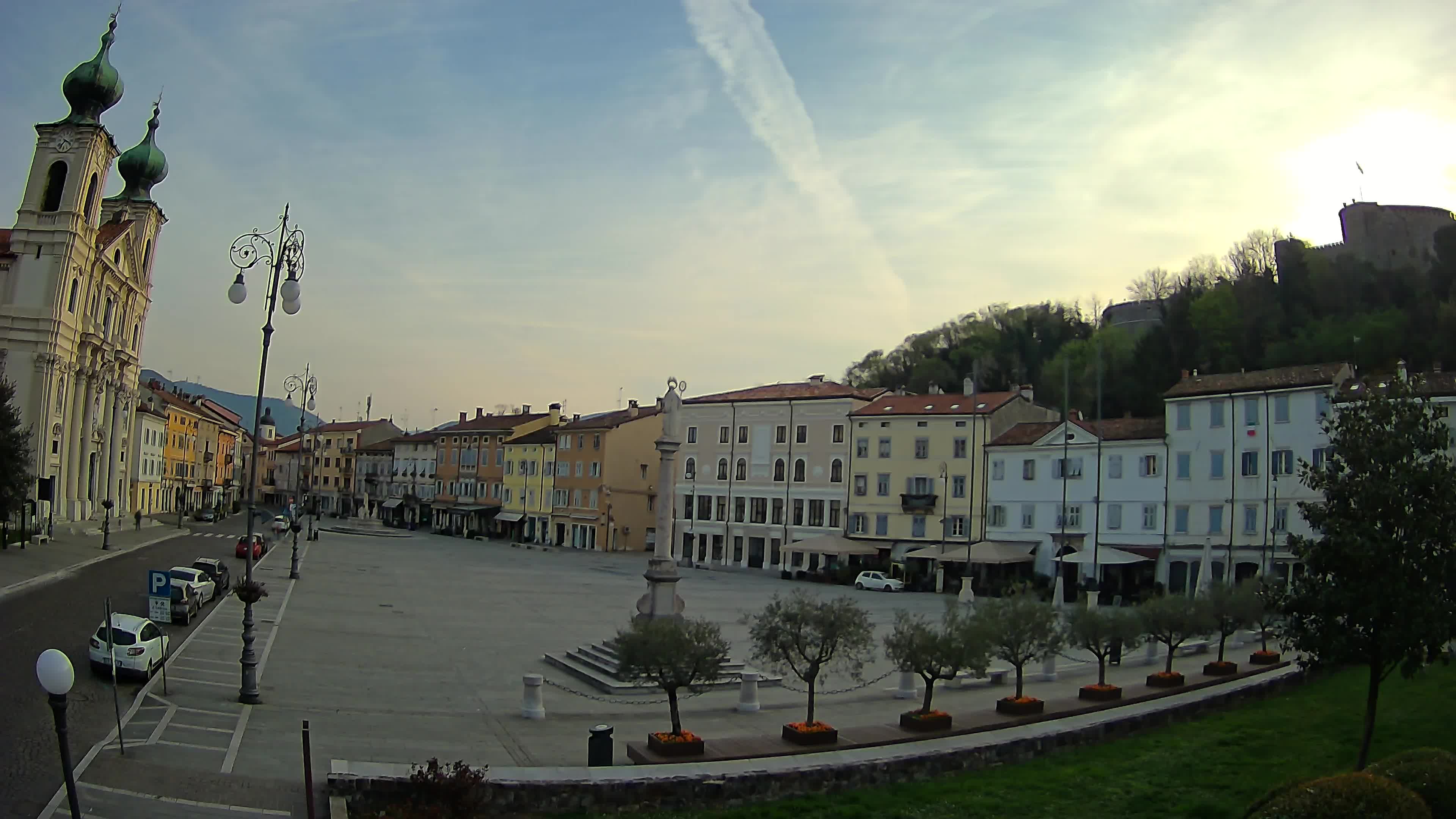 Gorizia – Plaza Vittoria – iglesia de San Pedro. Ignacio