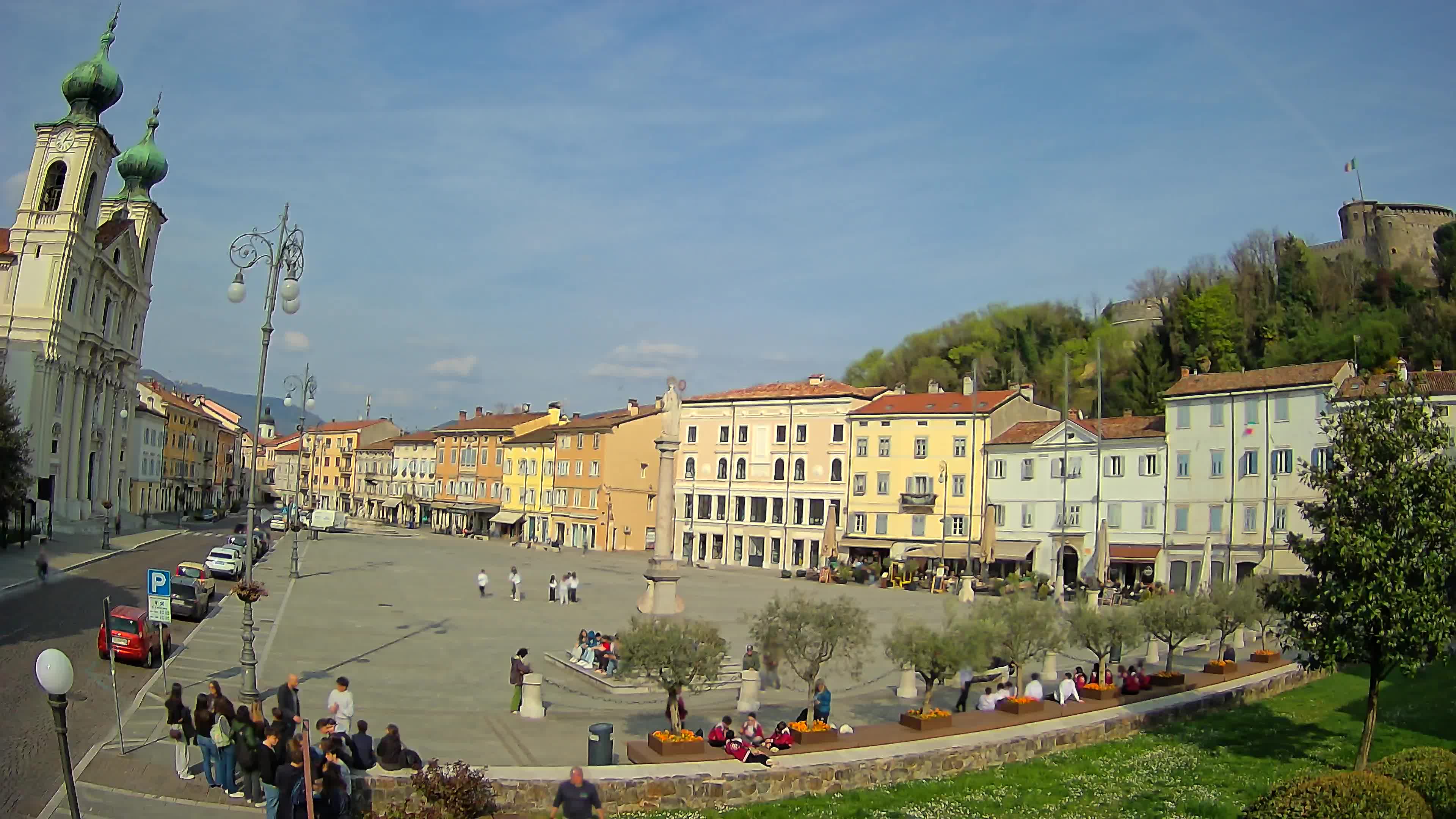 Gorizia – Plaza Vittoria – iglesia de San Pedro. Ignacio