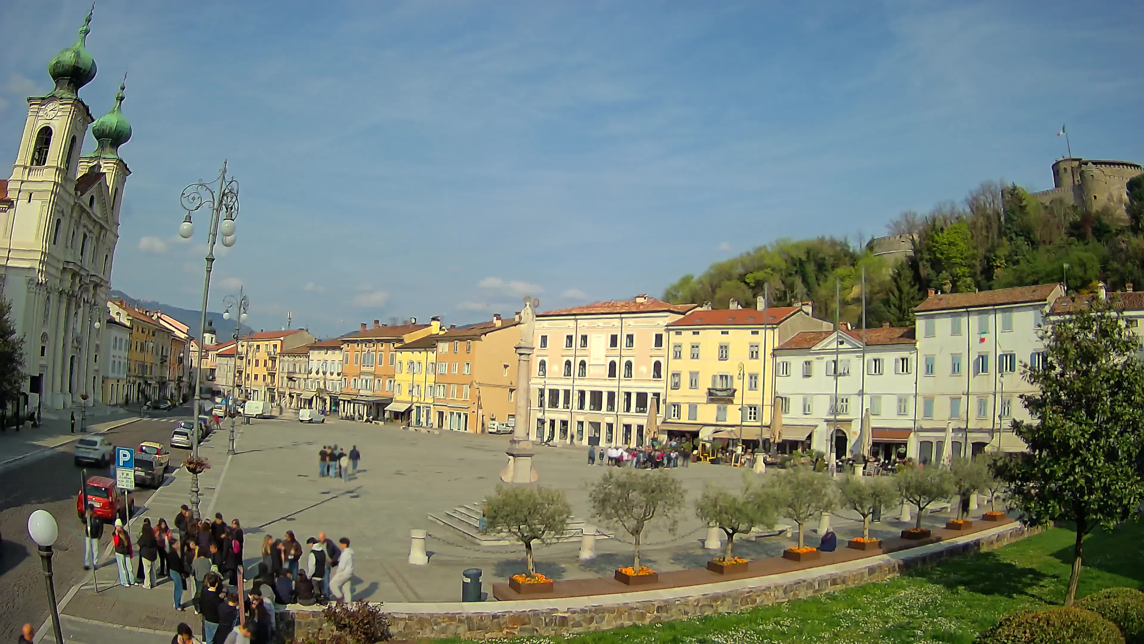 Gorizia Piazza della Vittoria e chiesa di S. Ignazio