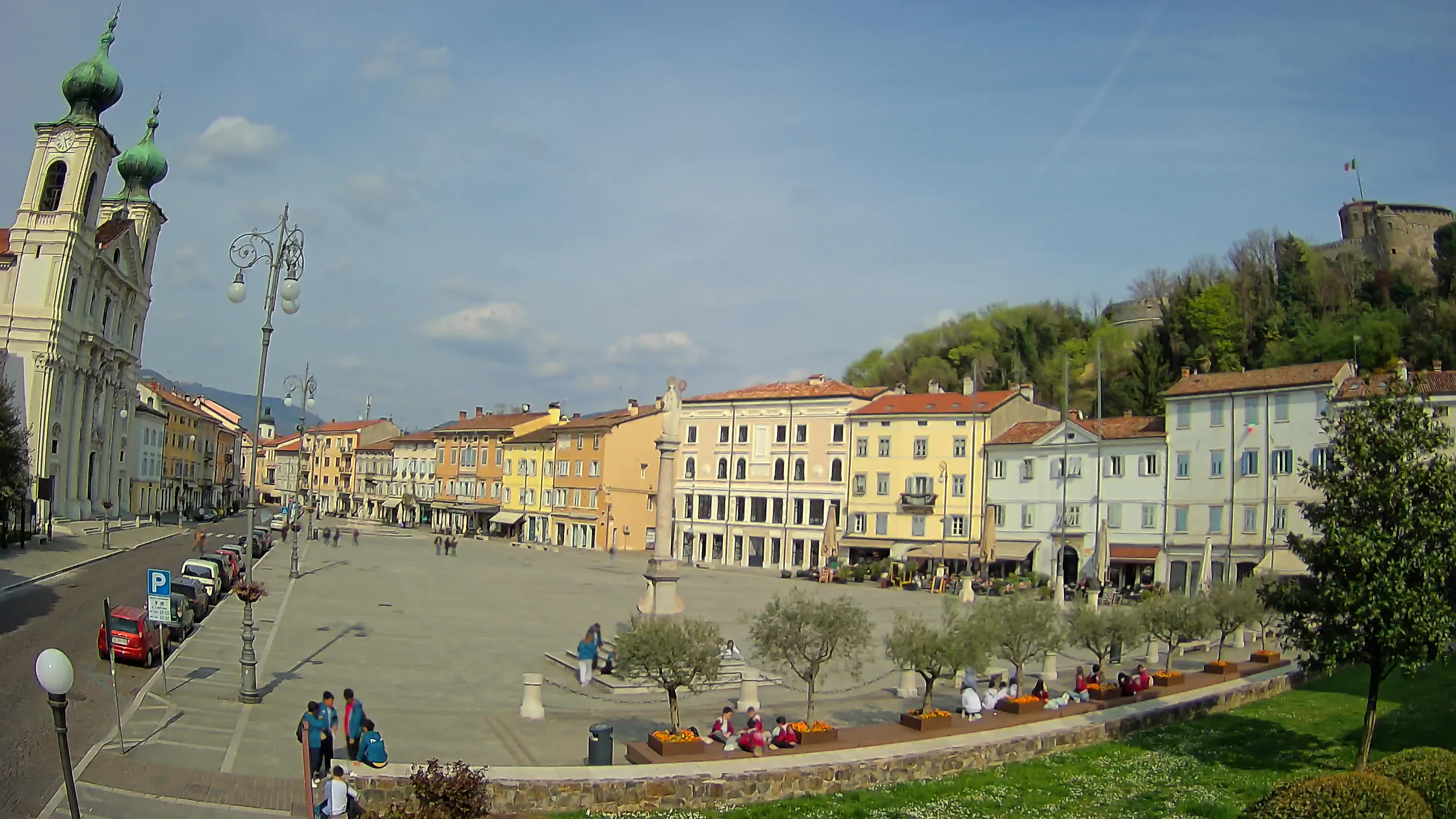 Gorizia Piazza della Vittoria e chiesa di S. Ignazio