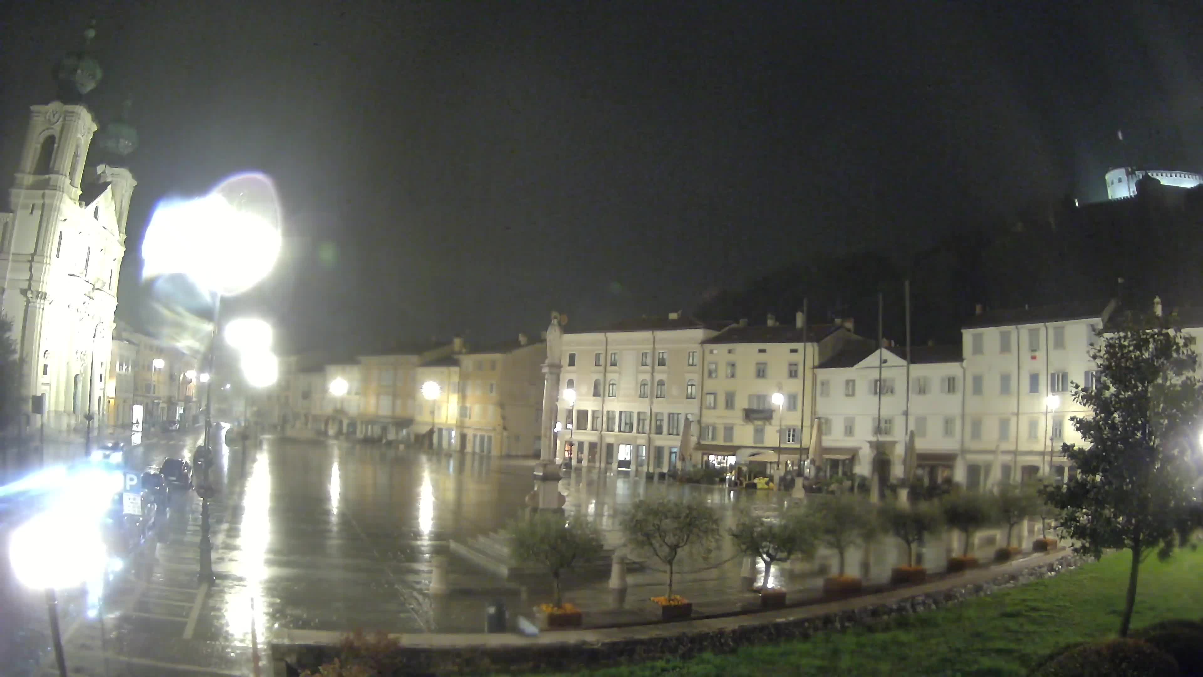 Gorizia Piazza della Vittoria e chiesa di S. Ignazio