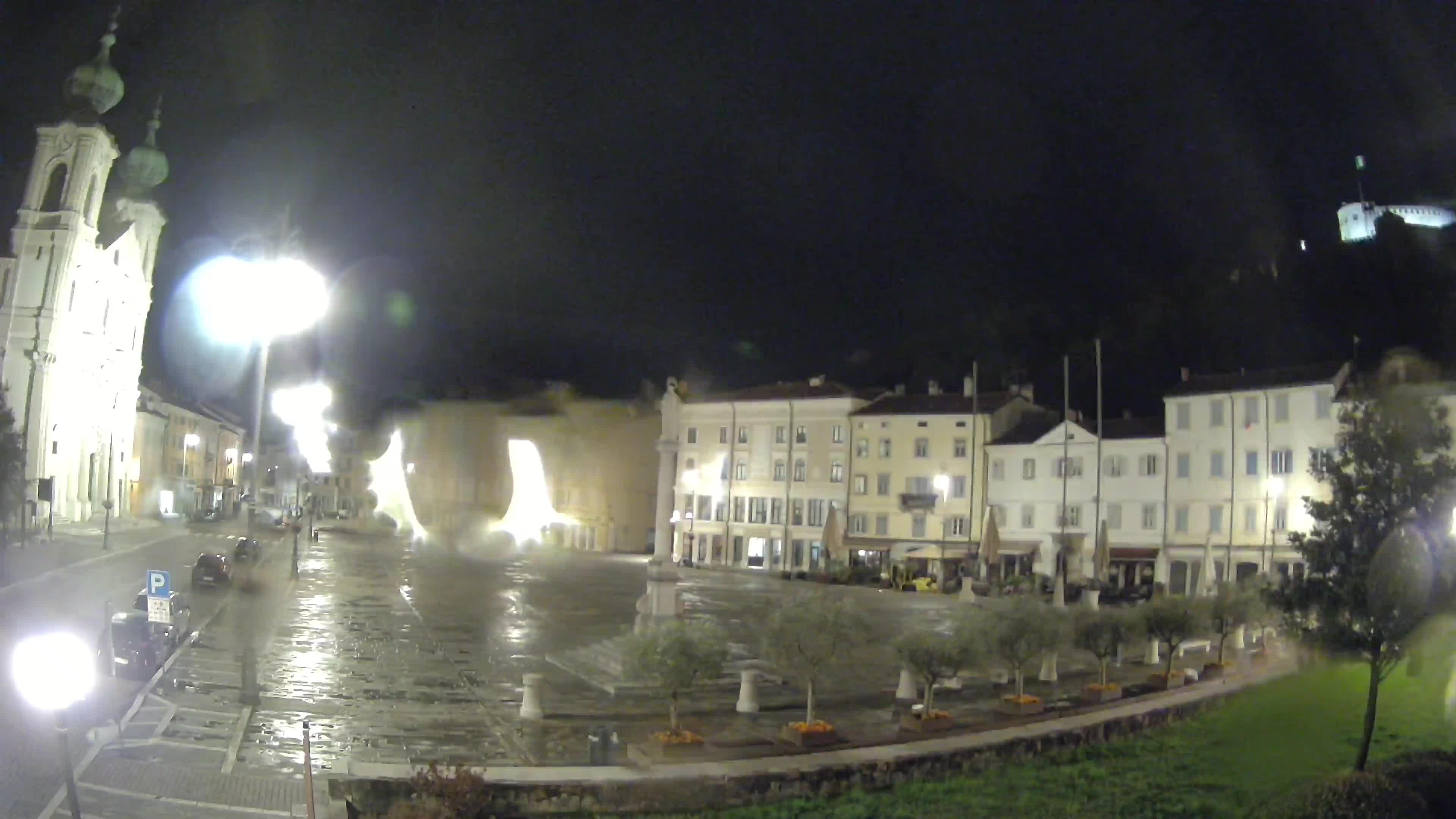 Gorizia Piazza della Vittoria e chiesa di S. Ignazio