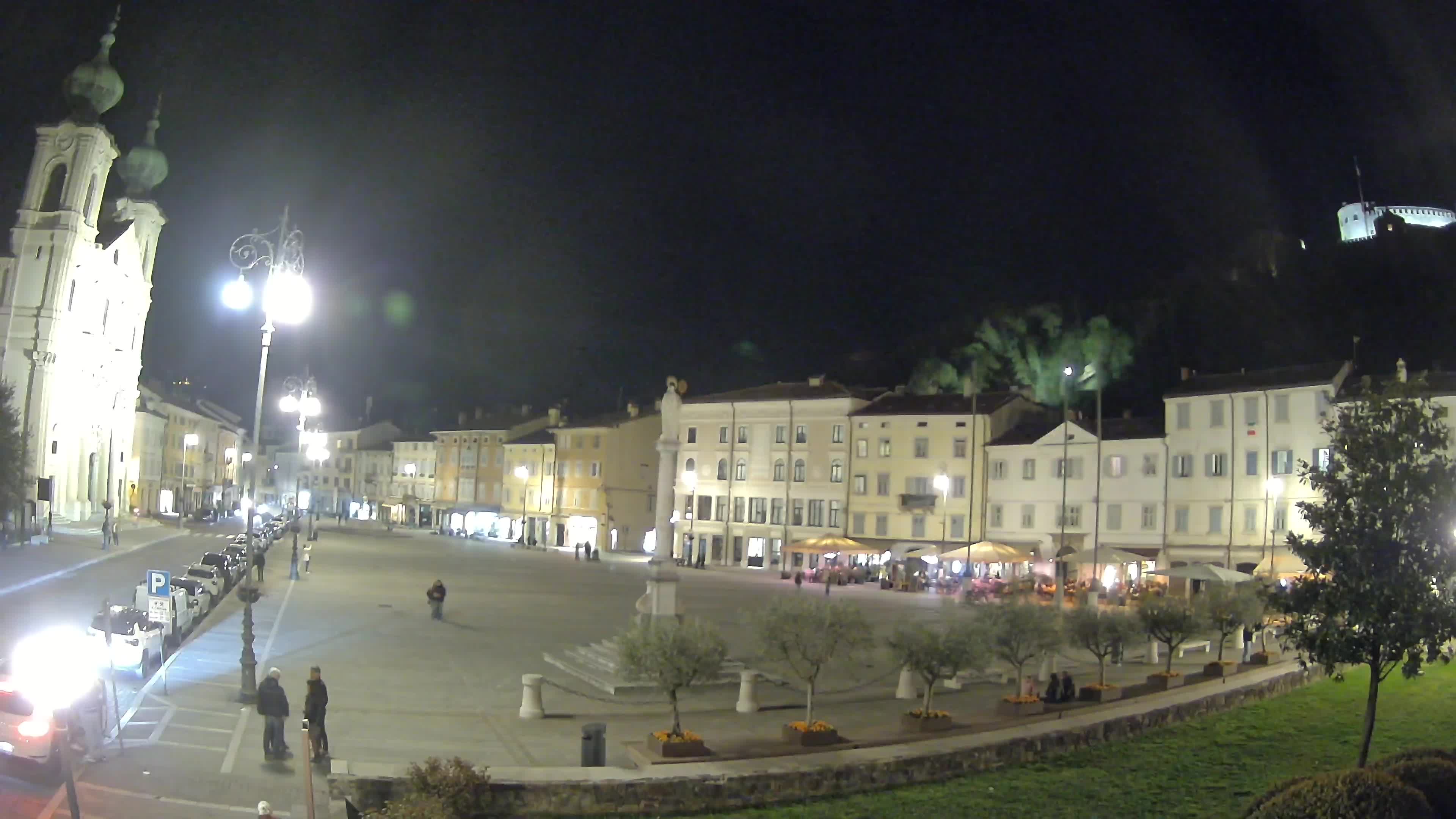 Gorizia – Plaza Vittoria – iglesia de San Pedro. Ignacio