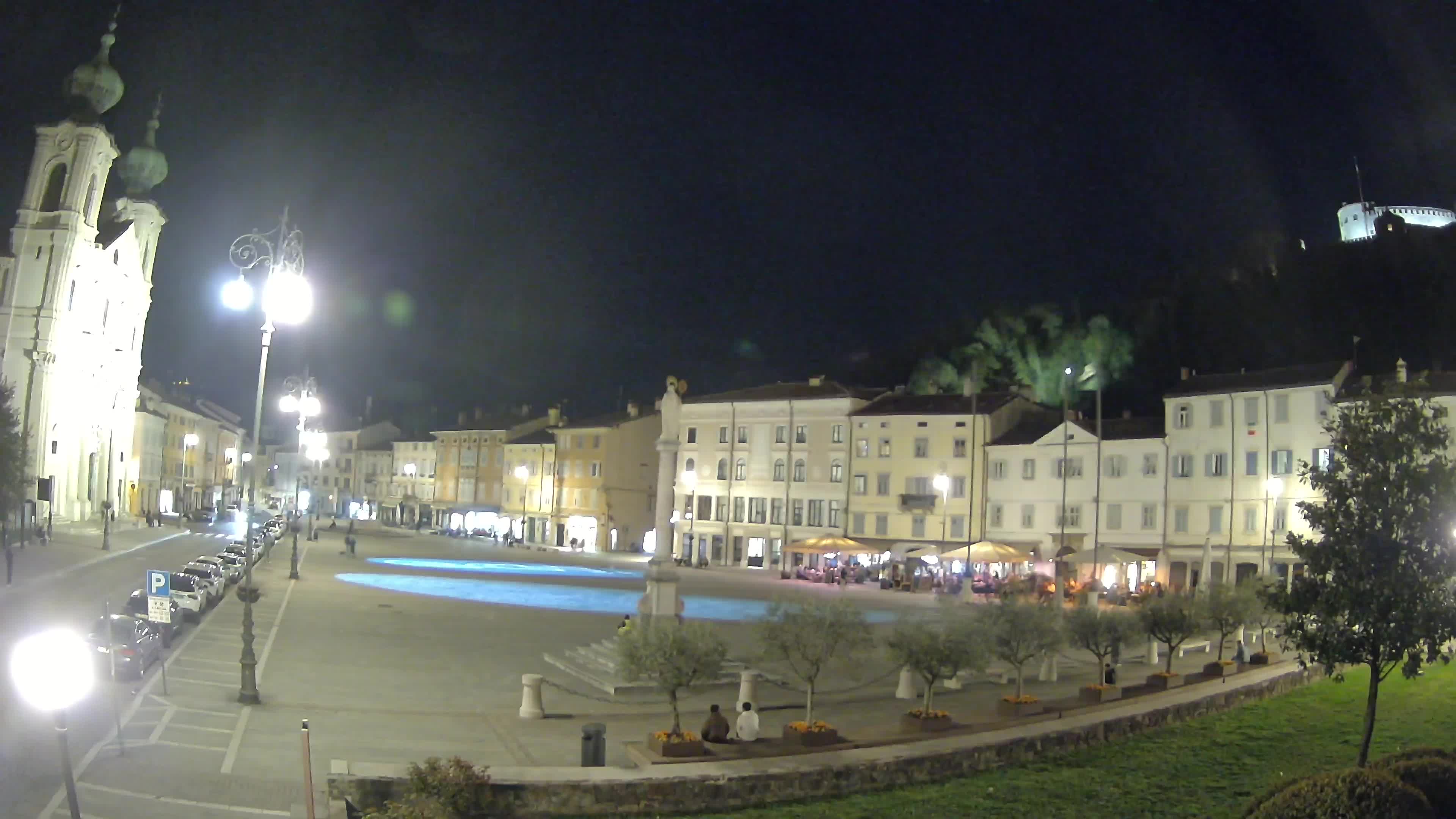 Gorizia Piazza della Vittoria e chiesa di S. Ignazio