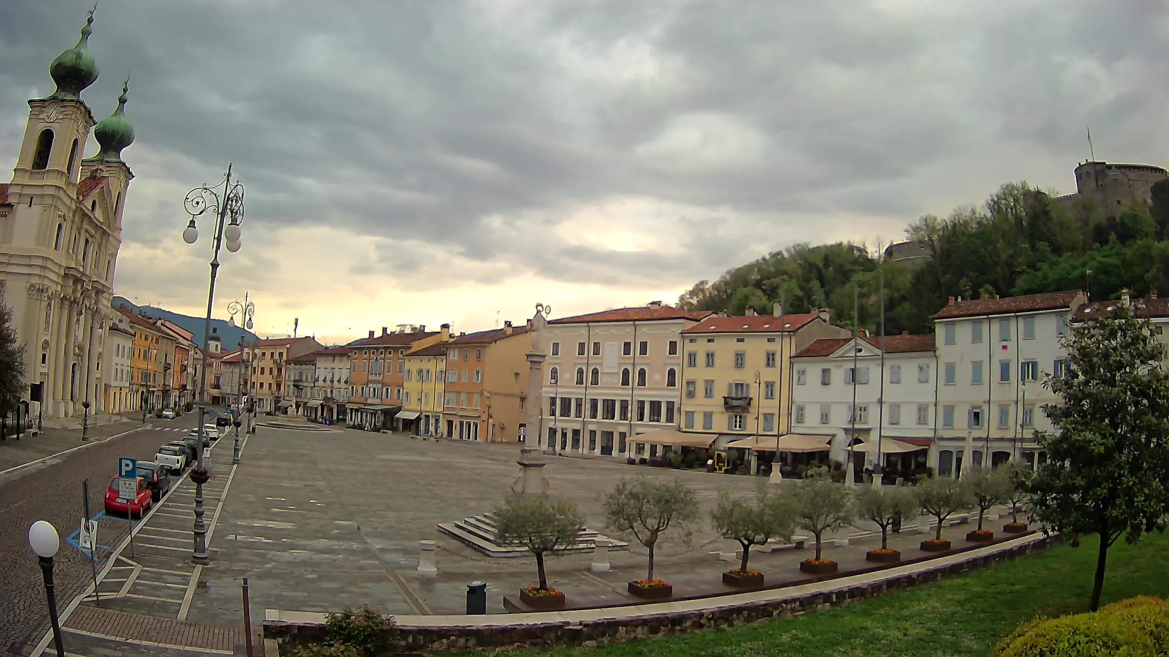 Webcam Gorizia Vittoria square – Church of st. Ignazio