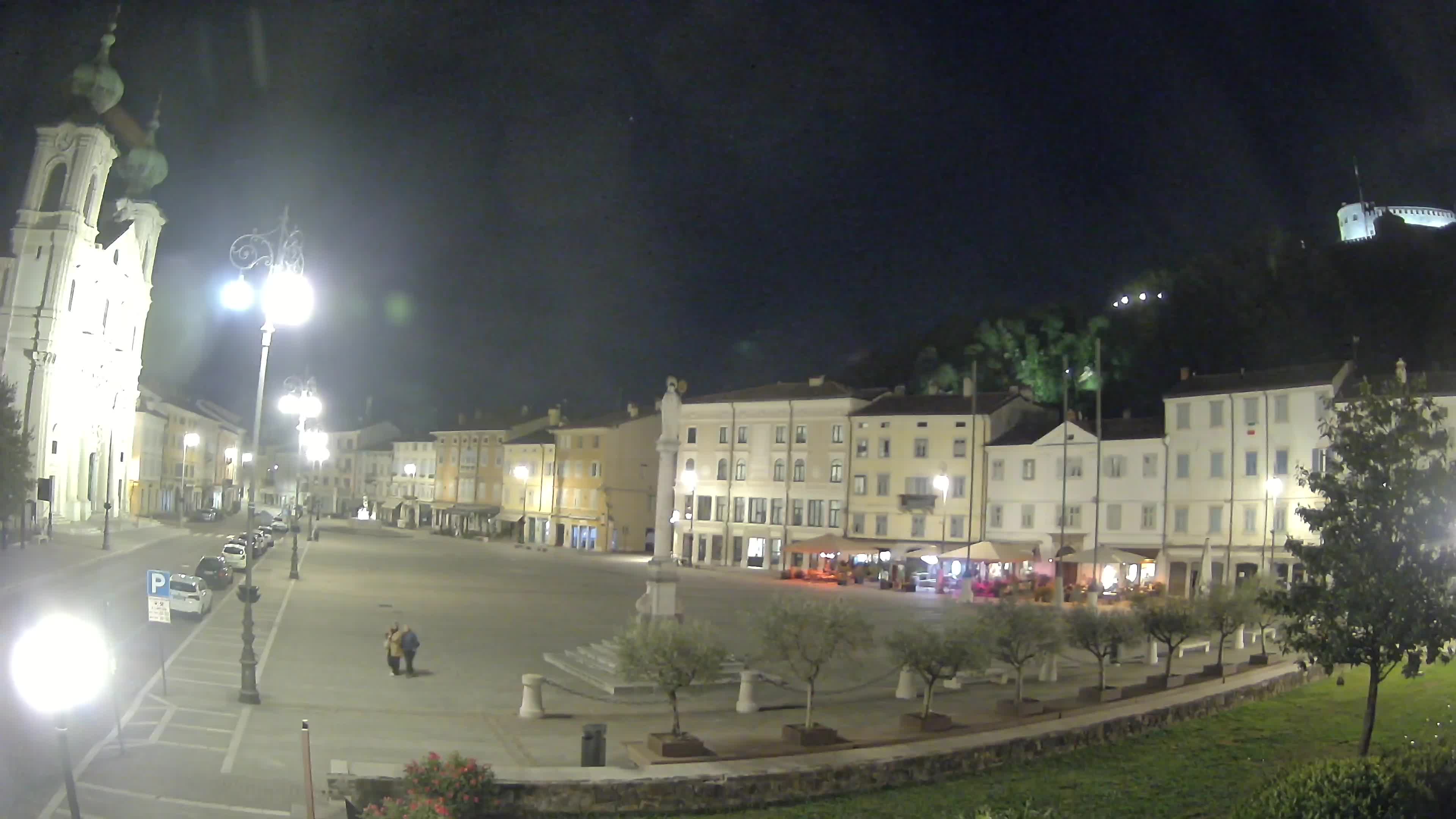 Gorizia Piazza della Vittoria e chiesa di S. Ignazio