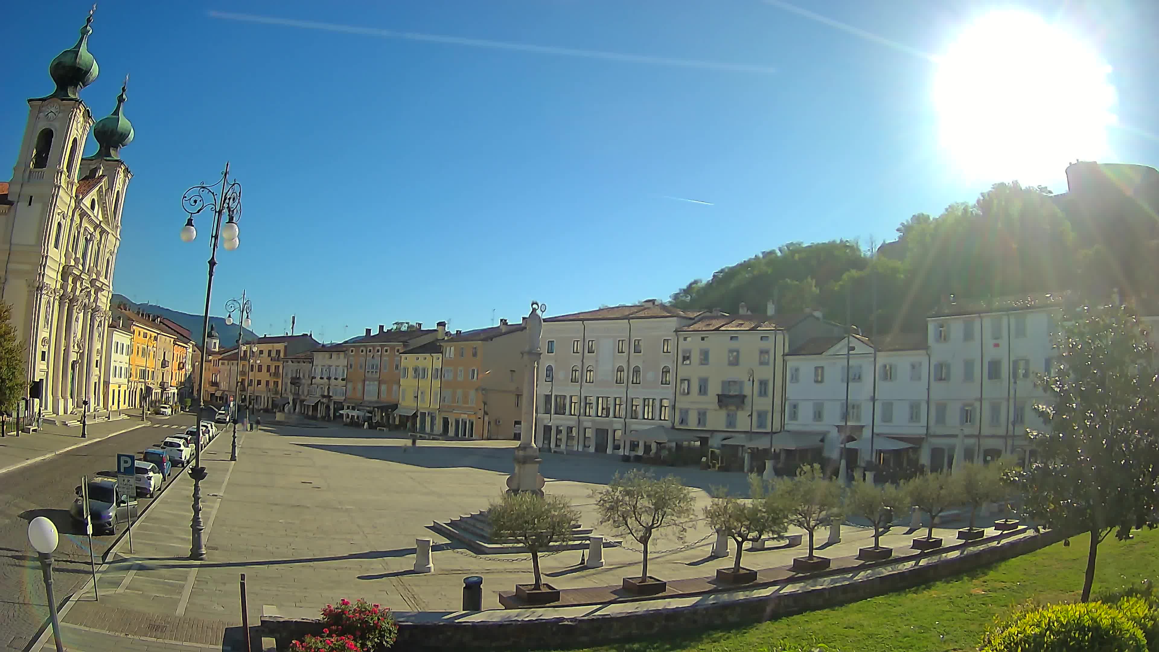 Gorizia Piazza della Vittoria e chiesa di S. Ignazio