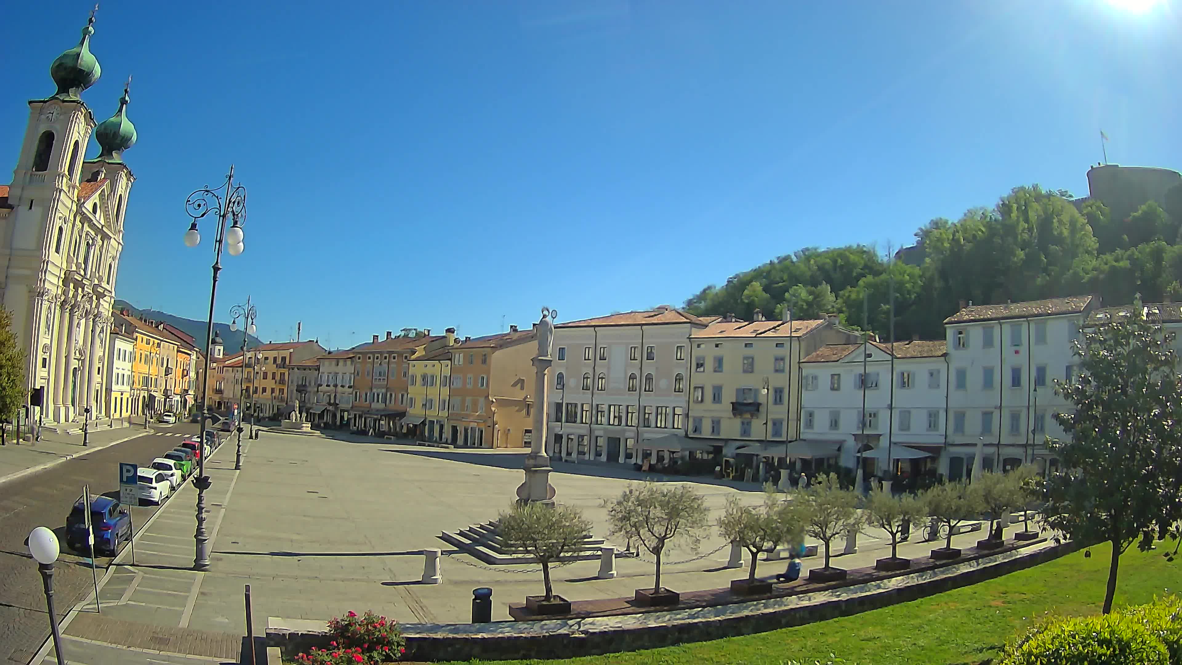 Gorizia Piazza della Vittoria e chiesa di S. Ignazio