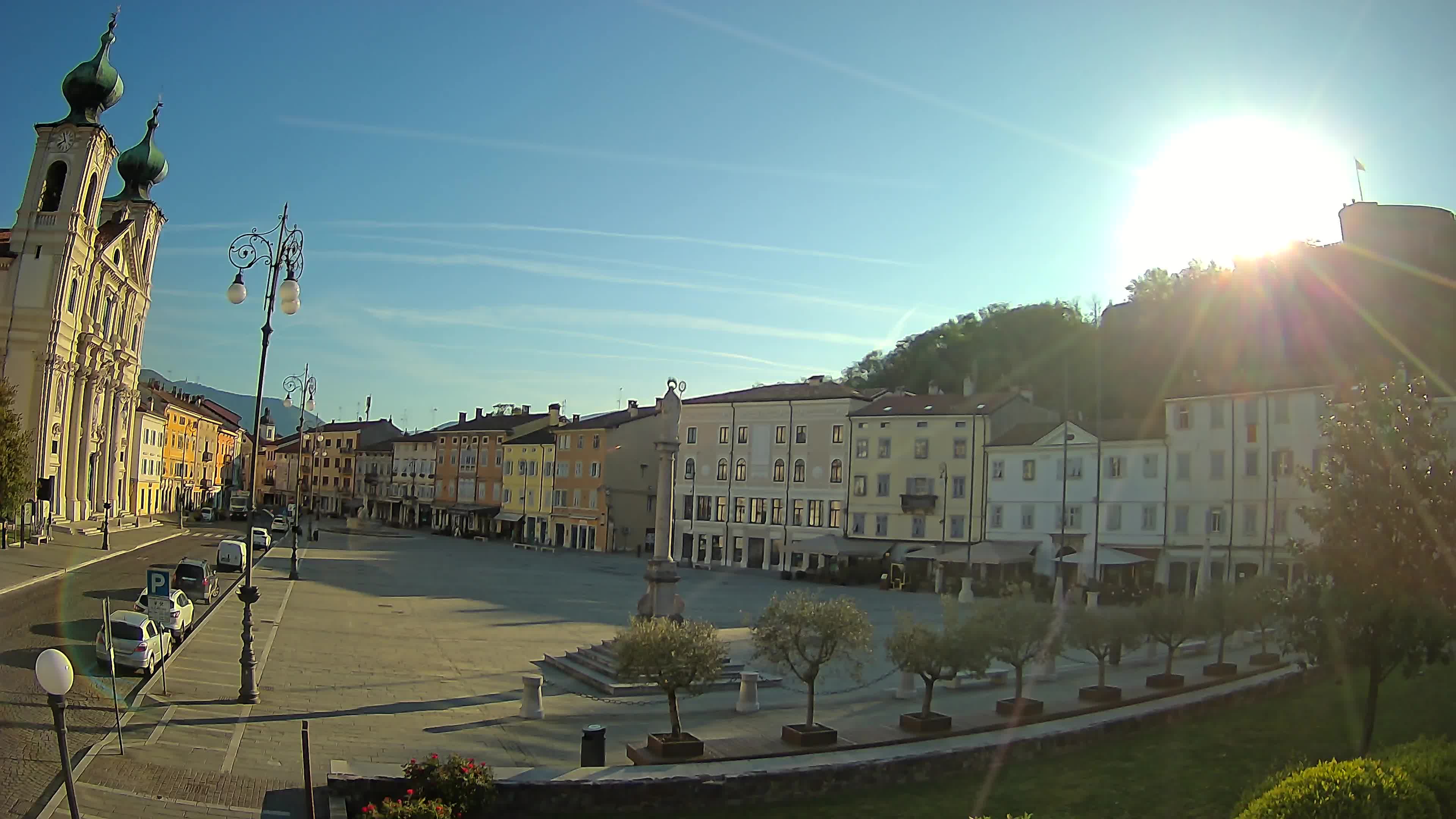 Gorizia – Plaza Vittoria – iglesia de San Pedro. Ignacio