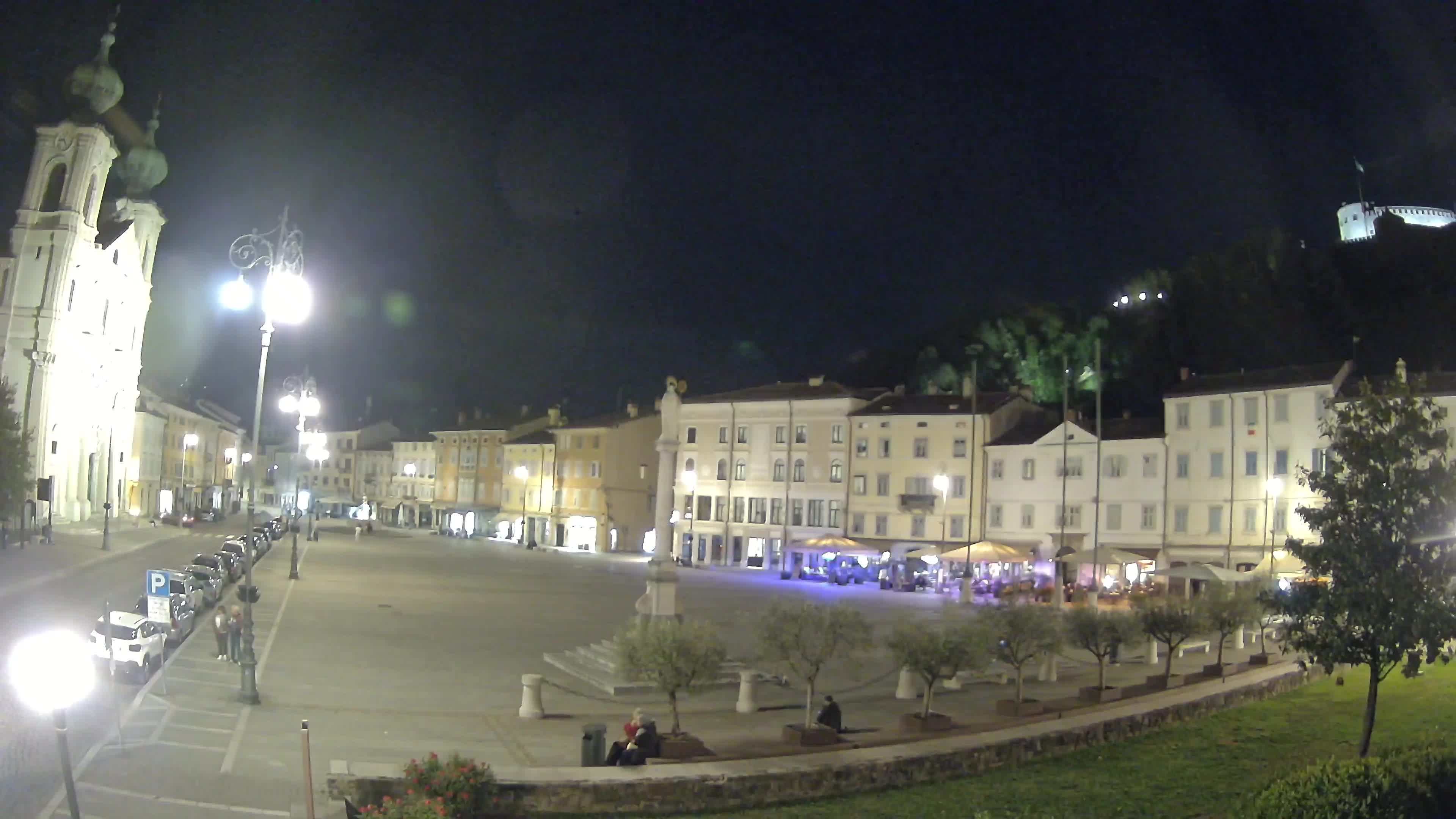 Gorizia Piazza della Vittoria e chiesa di S. Ignazio