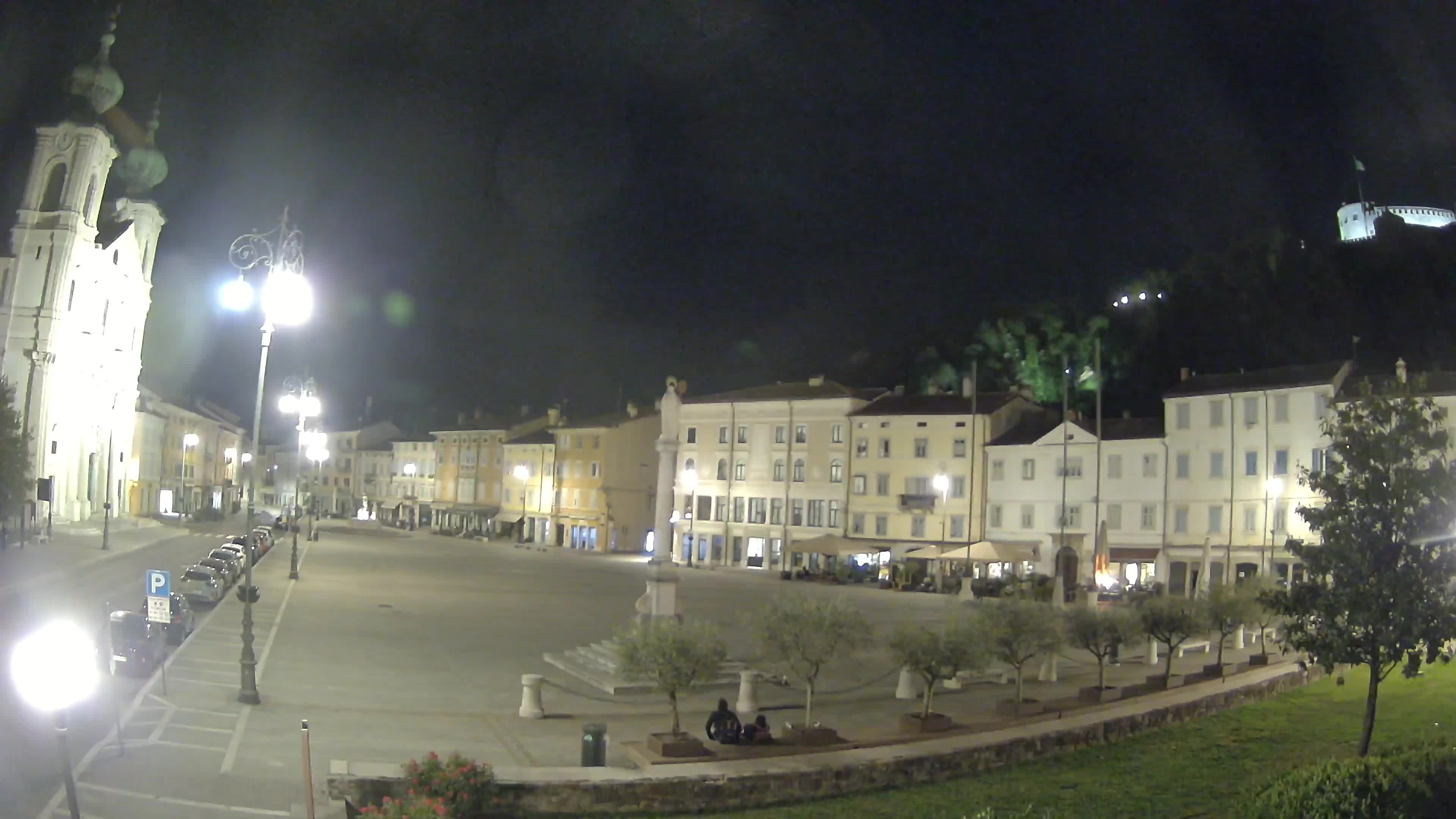 Gorizia Piazza della Vittoria e chiesa di S. Ignazio